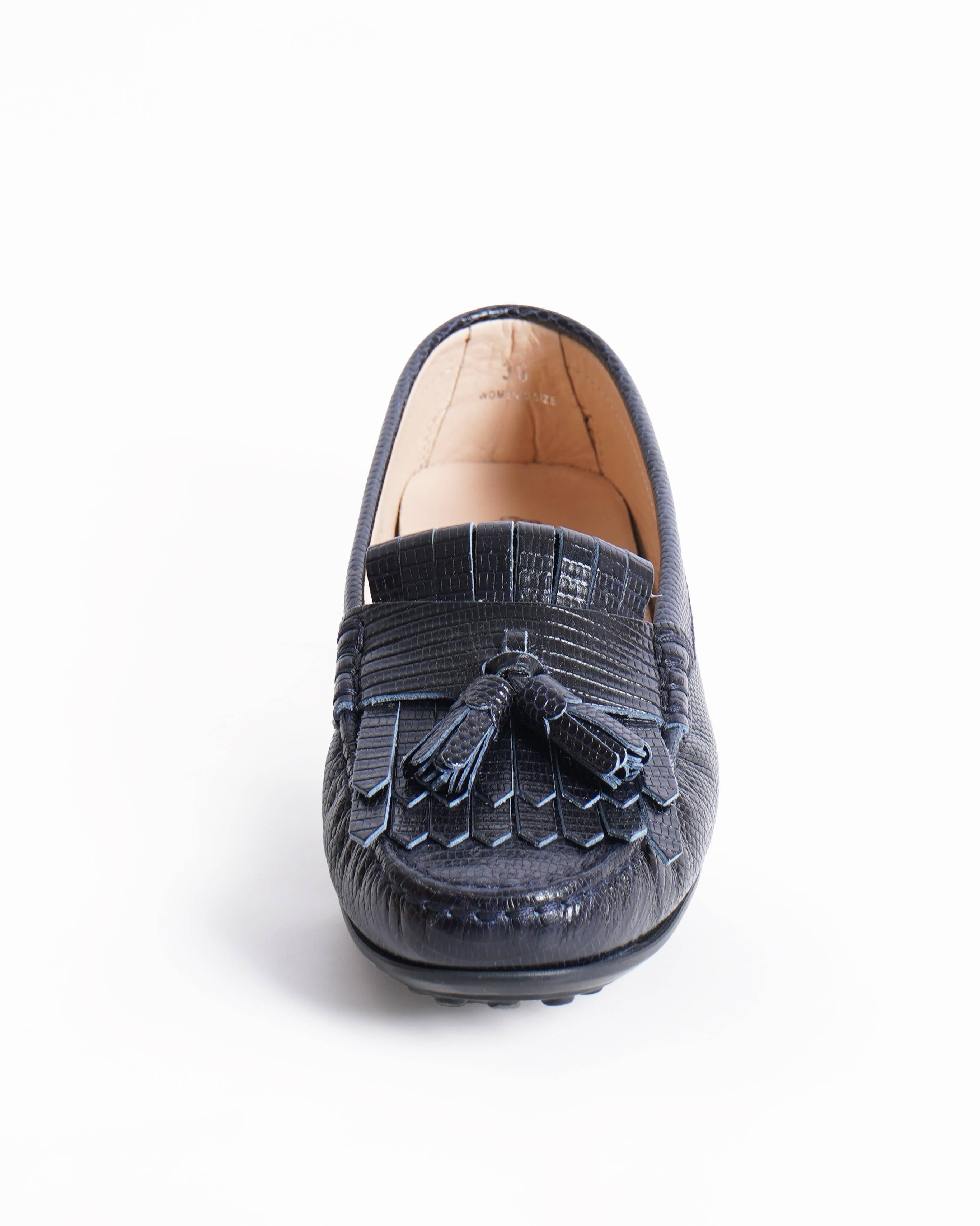 New Tod's women's fringe gommino loafers