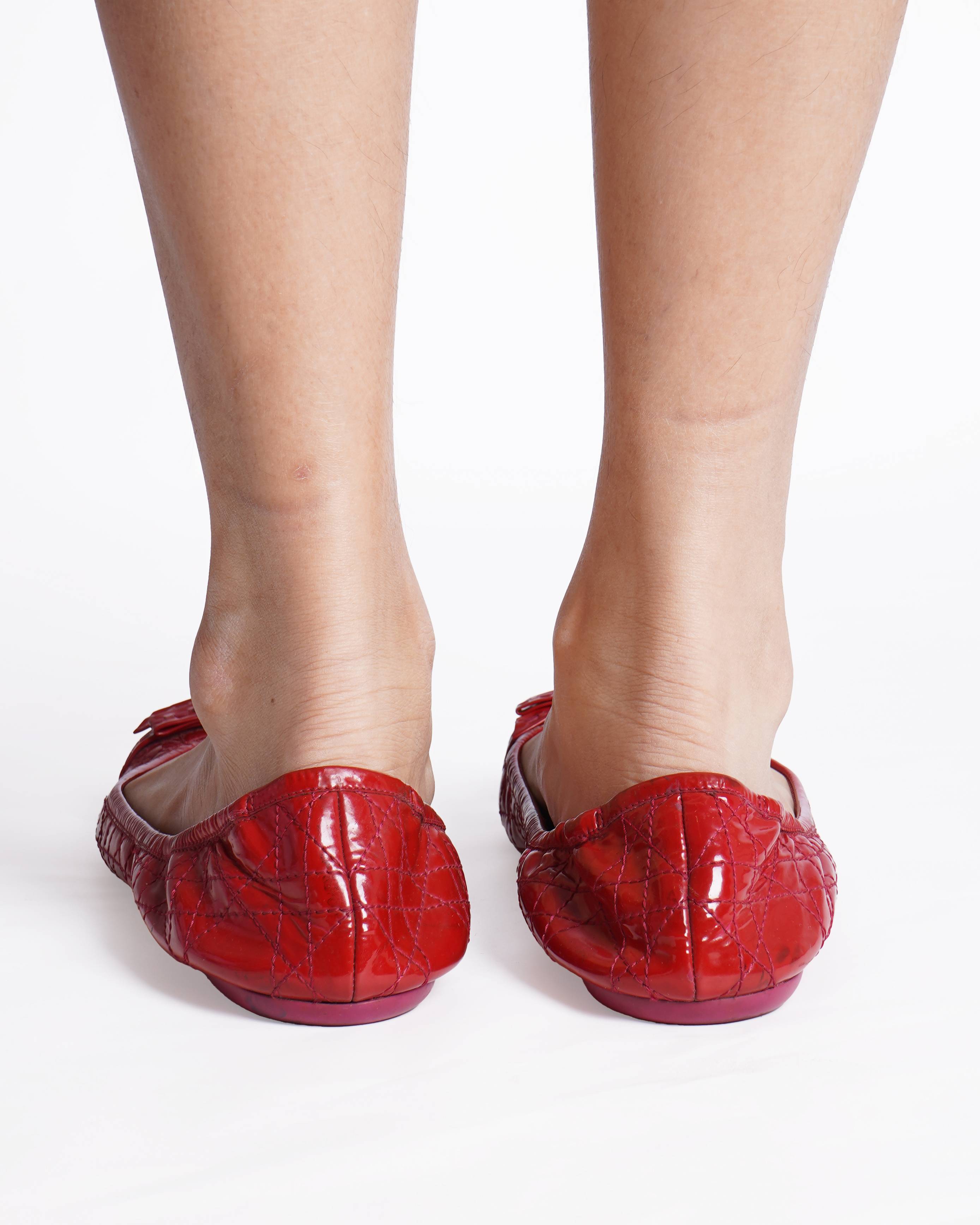 Christian Dior
Cannage leather icon metal cap toe