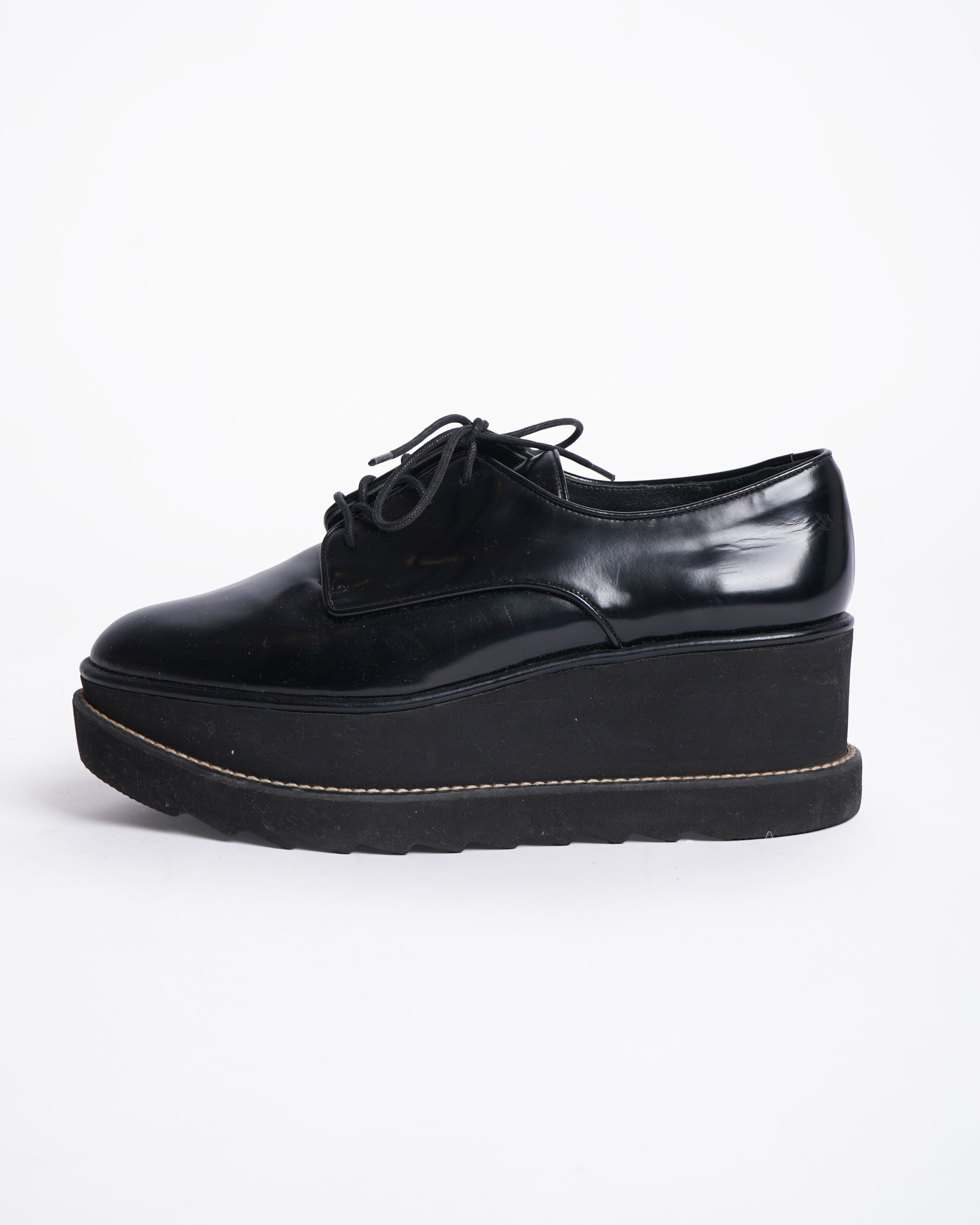 Stuart Weitzman Women's Lace-up Formal Shoes