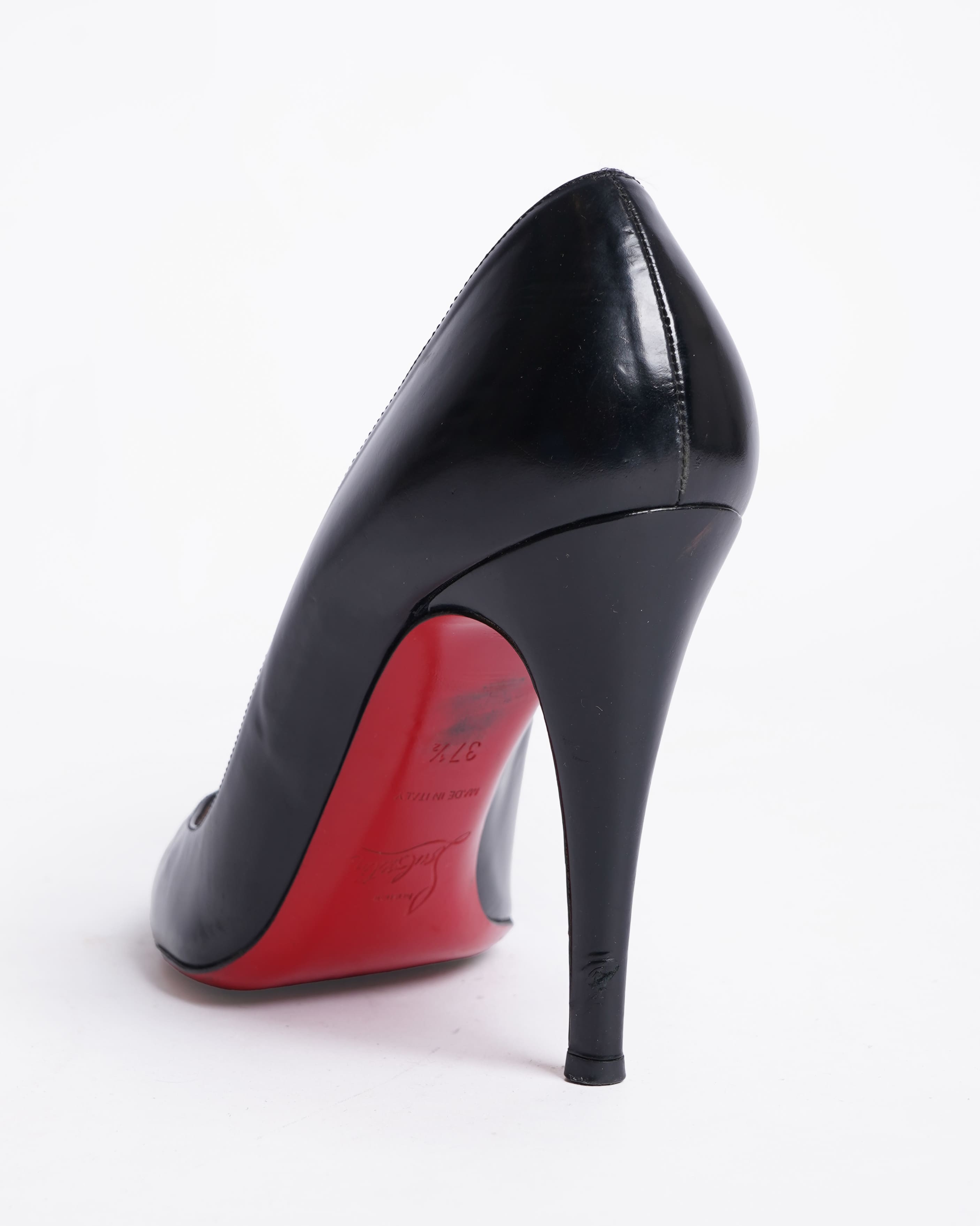 Christian Louboutin Black Round Tow Pumps