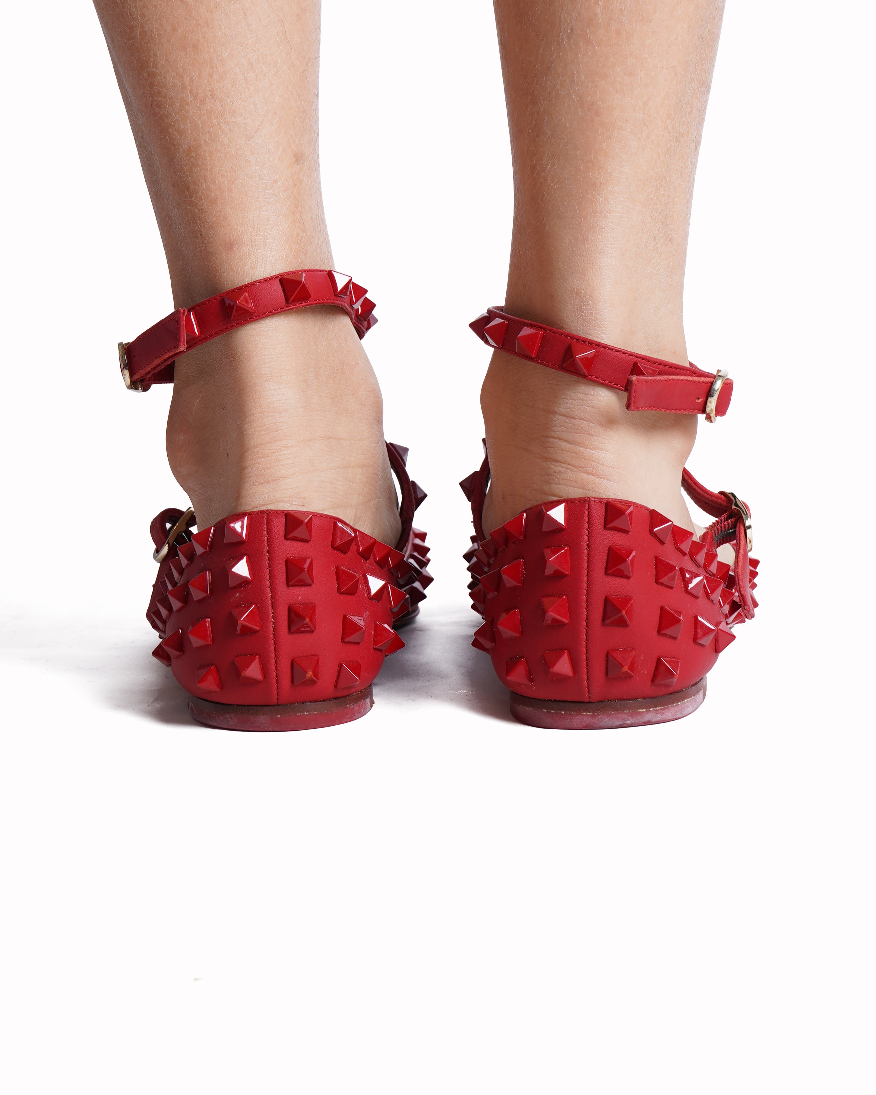 Valentino Garavani Rockstud Leather Ballet Flats In Red