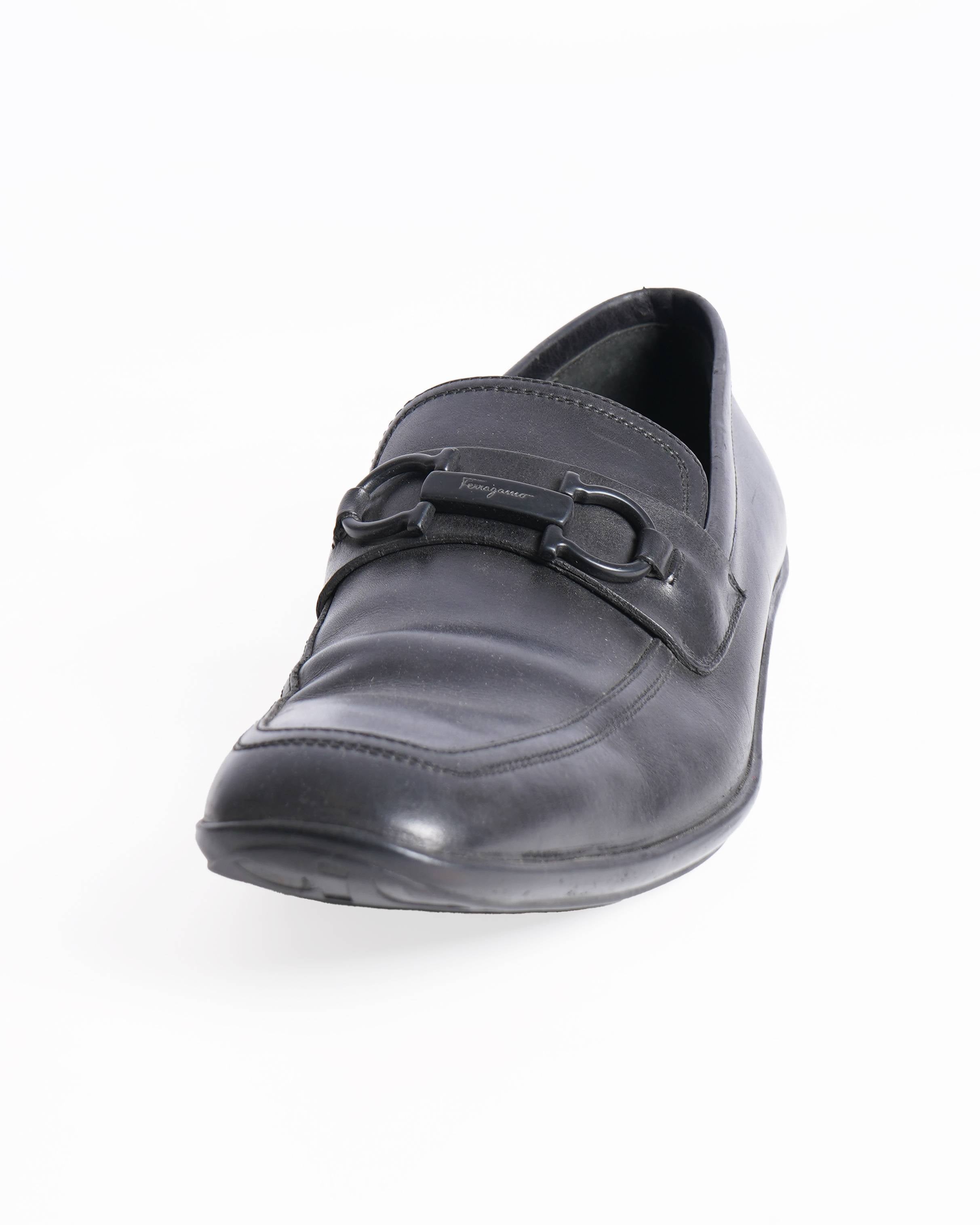 Salvatore Ferragamo black leather logo loafers