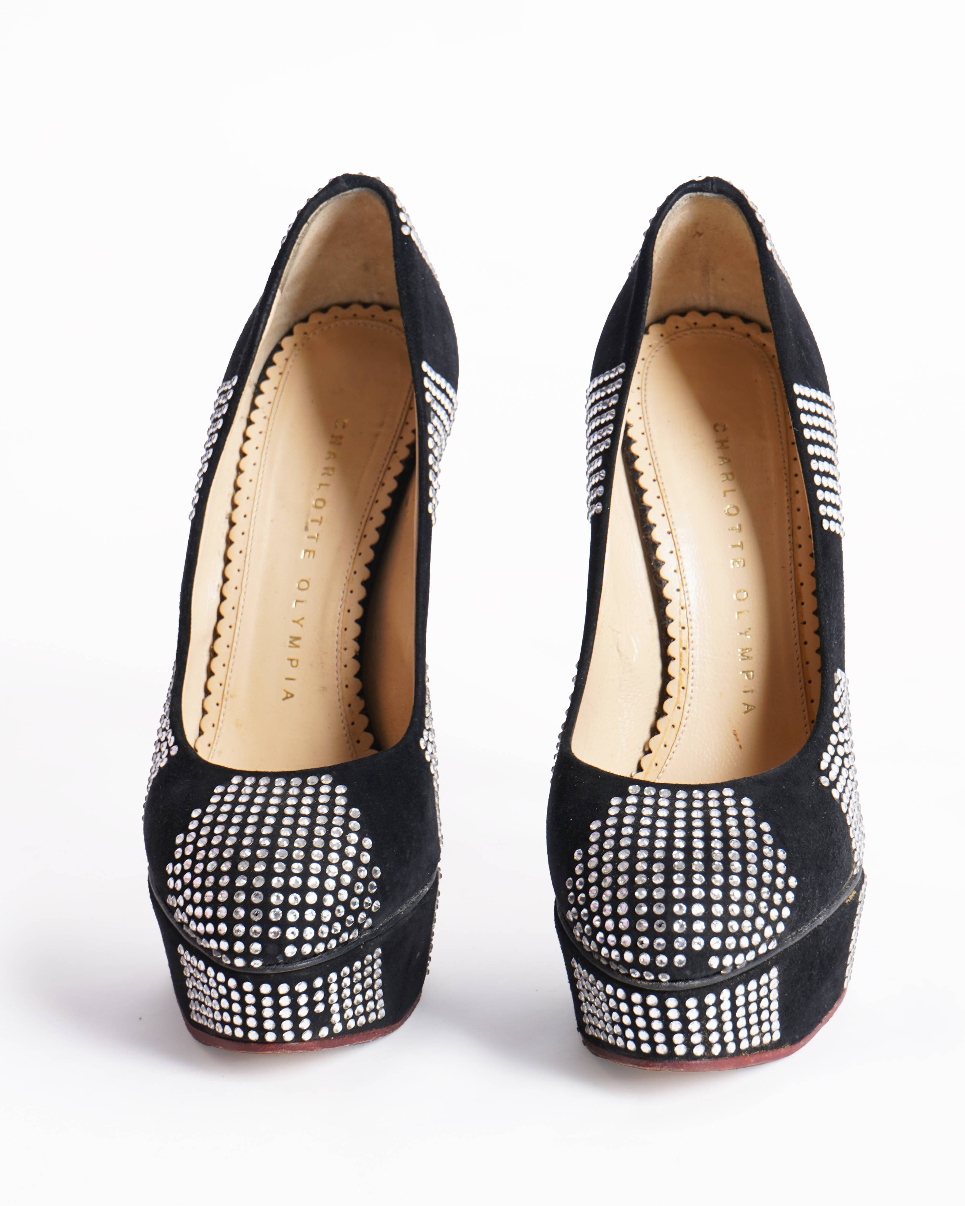 Charlotte Olympia Pumps In Suede Black