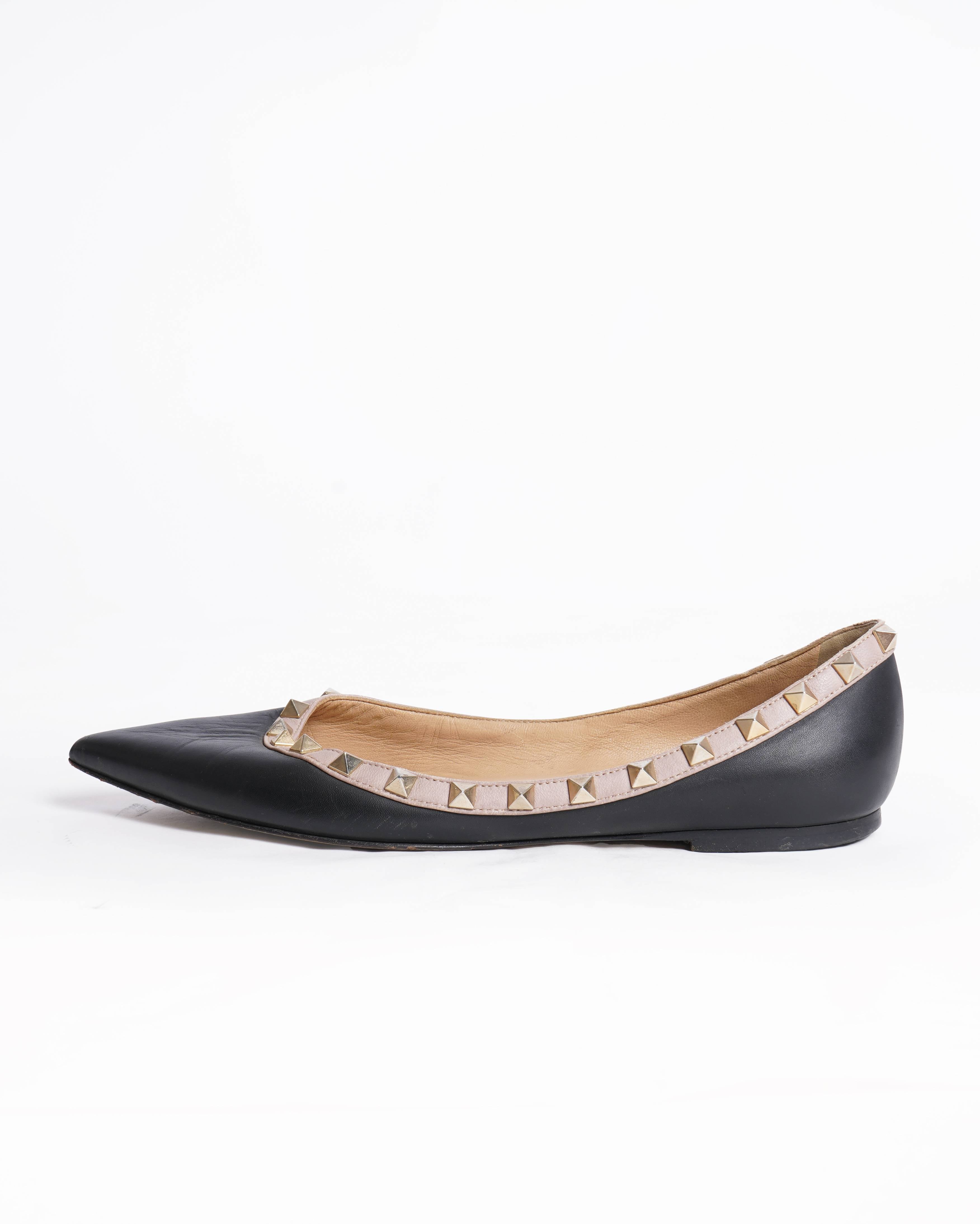 Valentino garavani rockstud flats in black