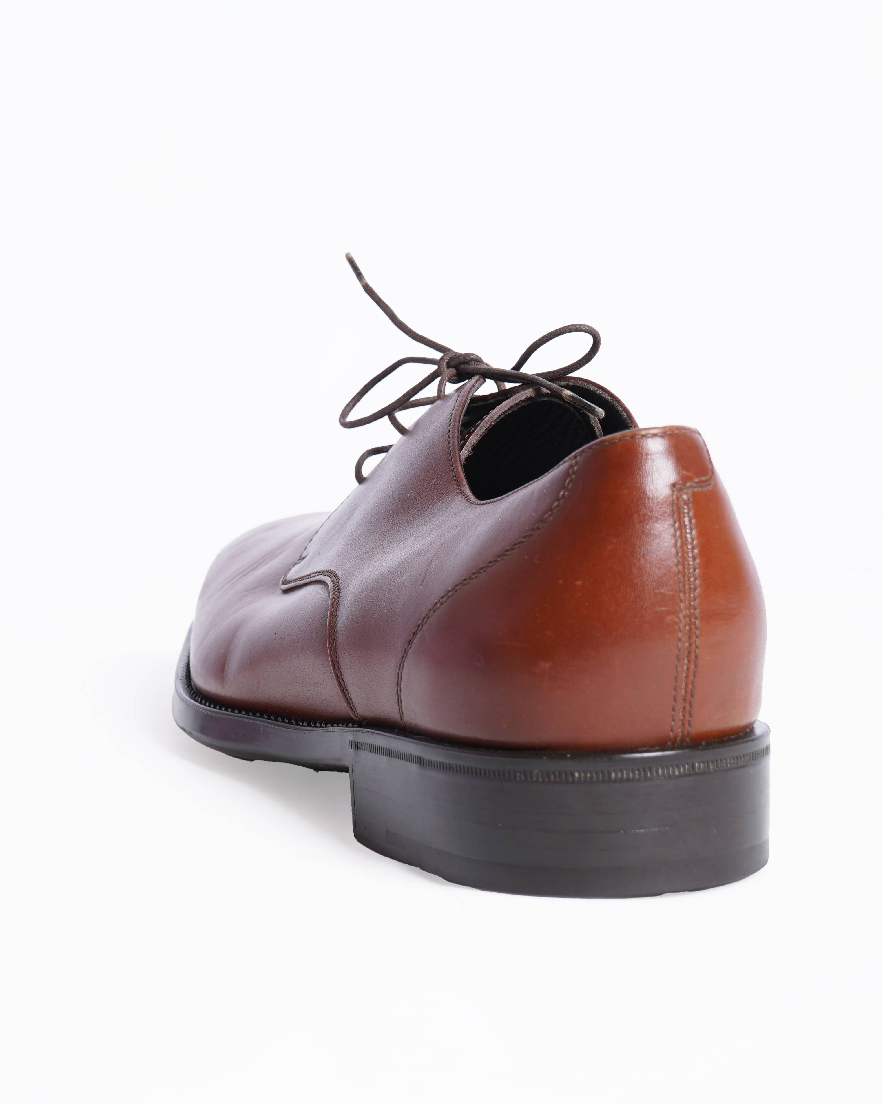 Salvatore Ferragamo Lace Up Leather shoes In brown