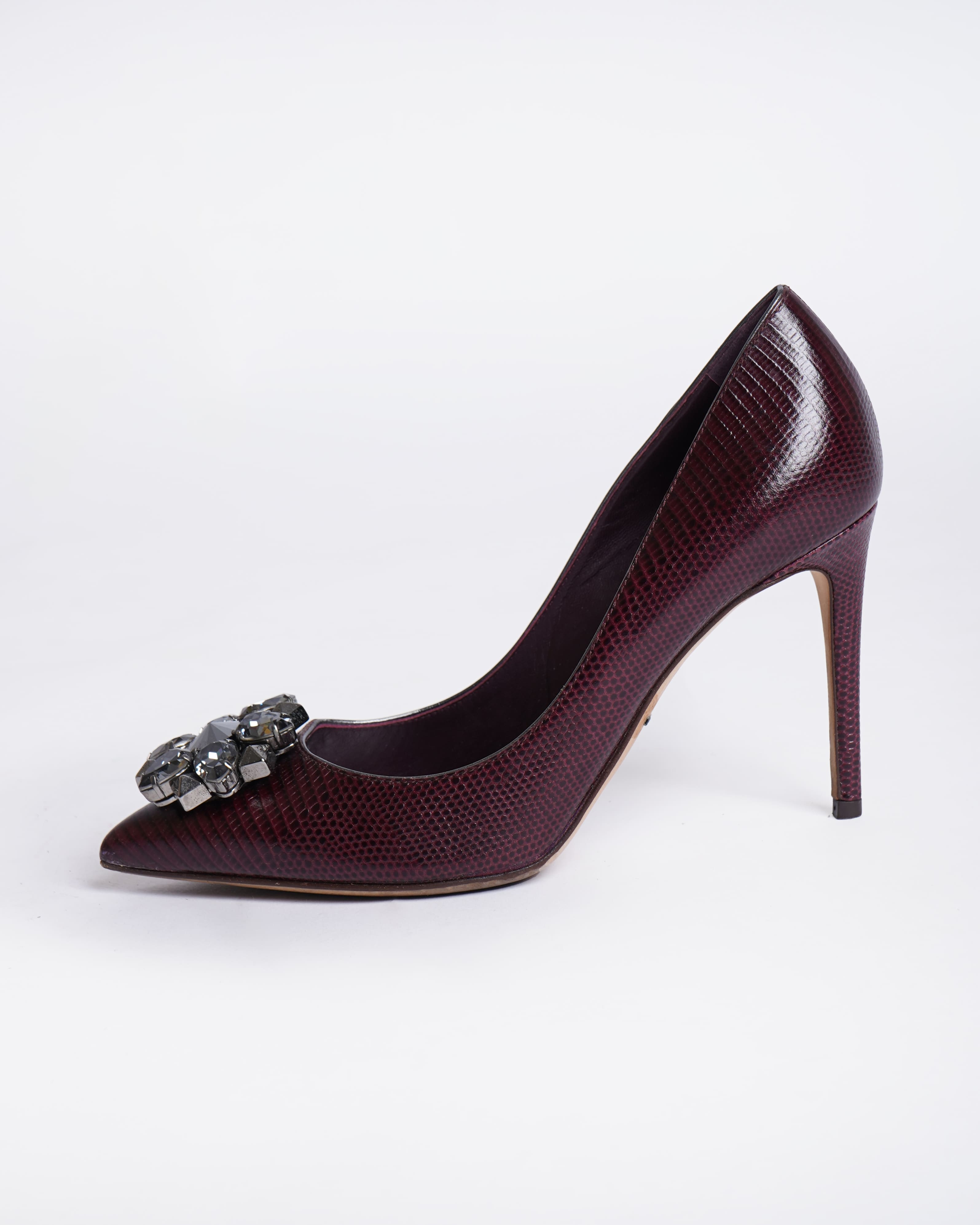 Dolce & Gabbana Crystal Embellished Pumps in Burgundy