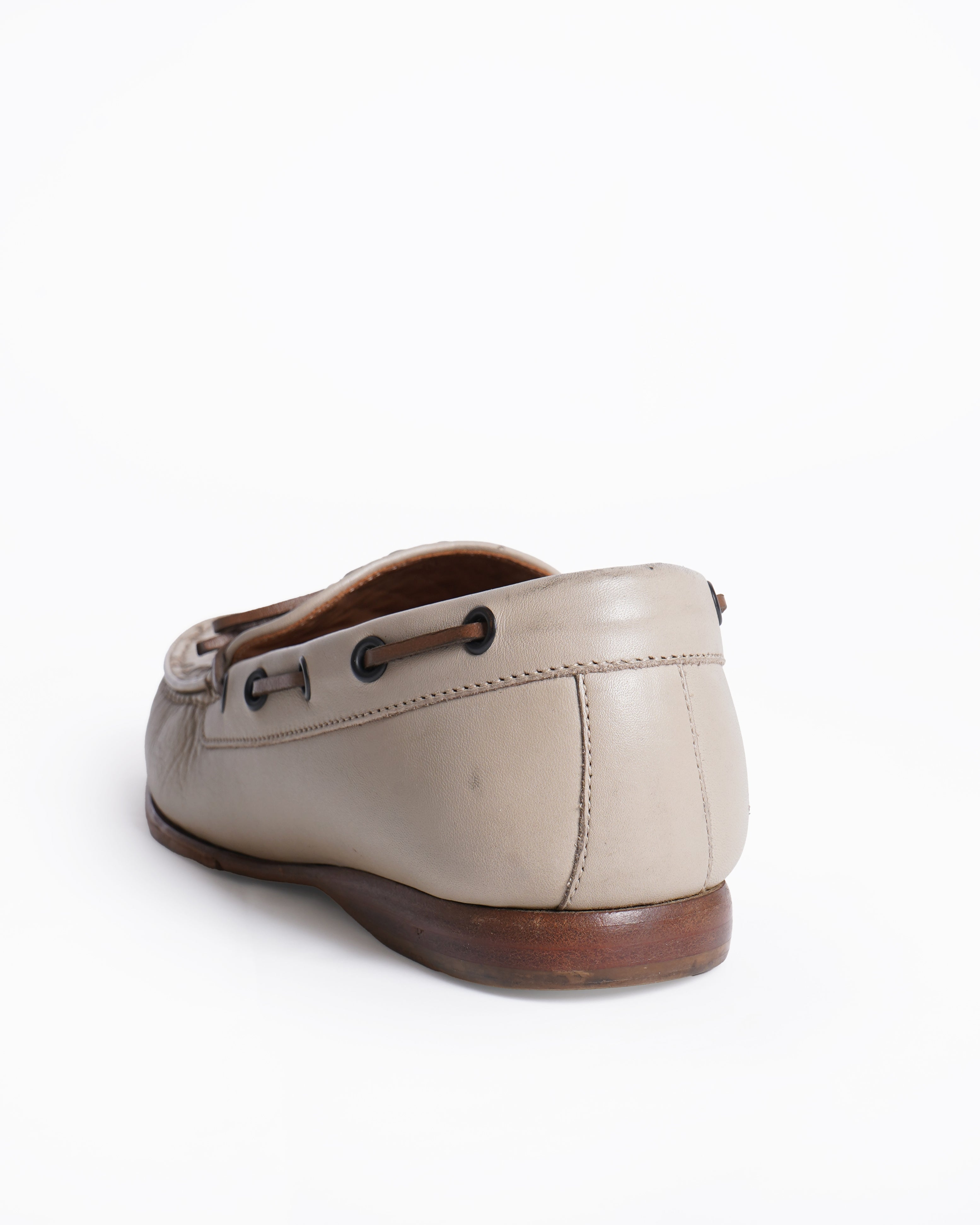 Bottega veneta intrecciato beige slip on loafers