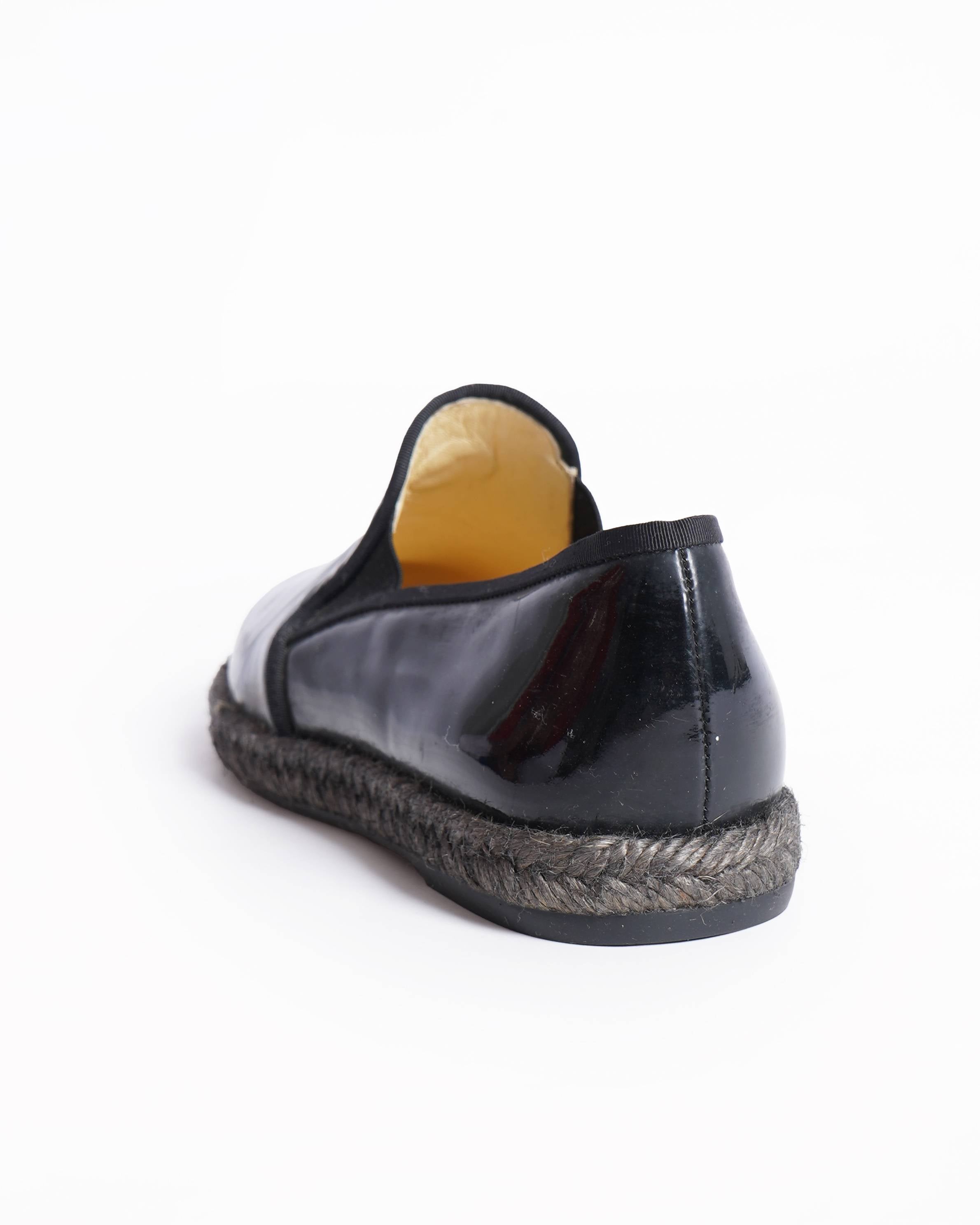Chanel black patent leather cc logo loafers
