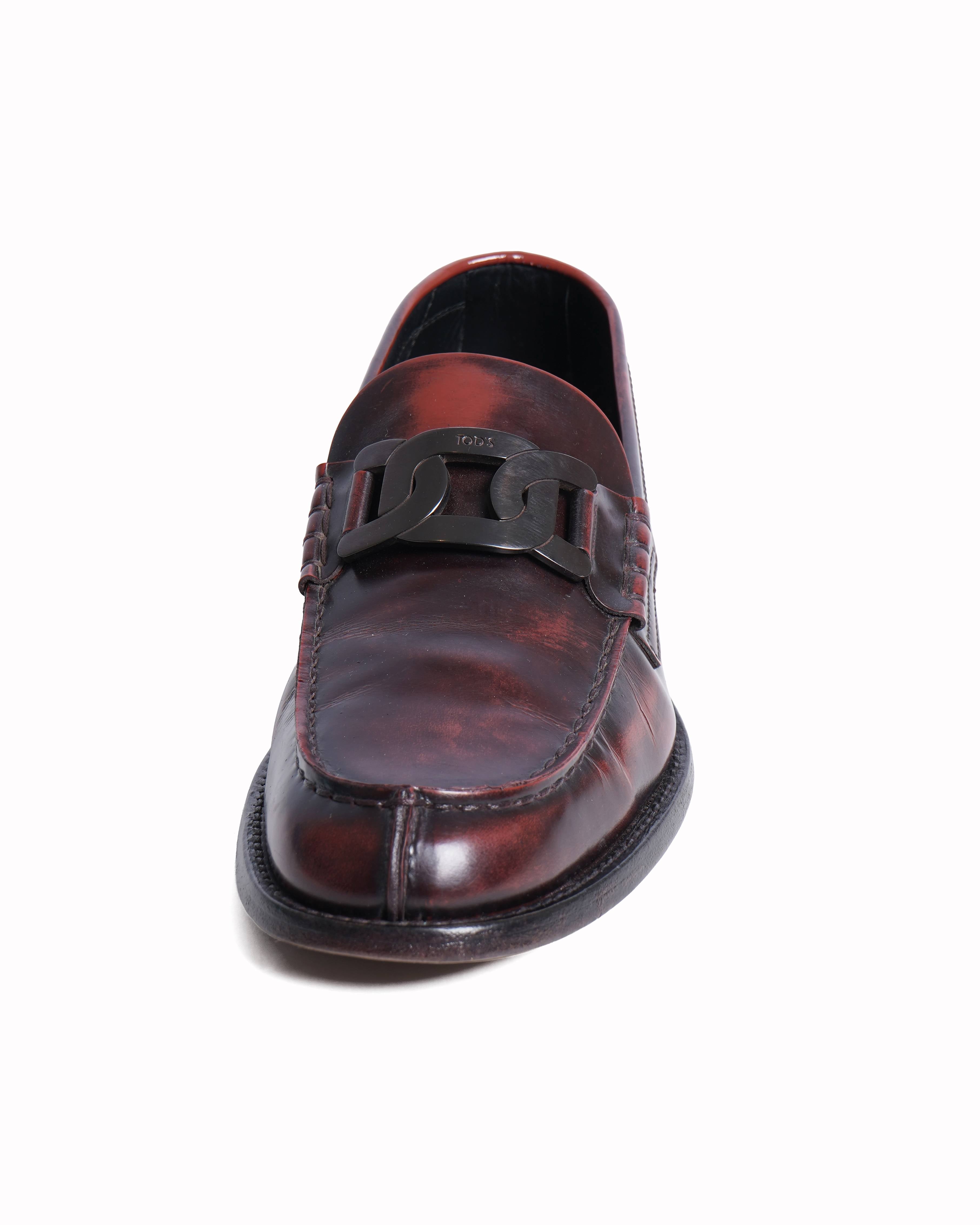 Tod's round toe loafers