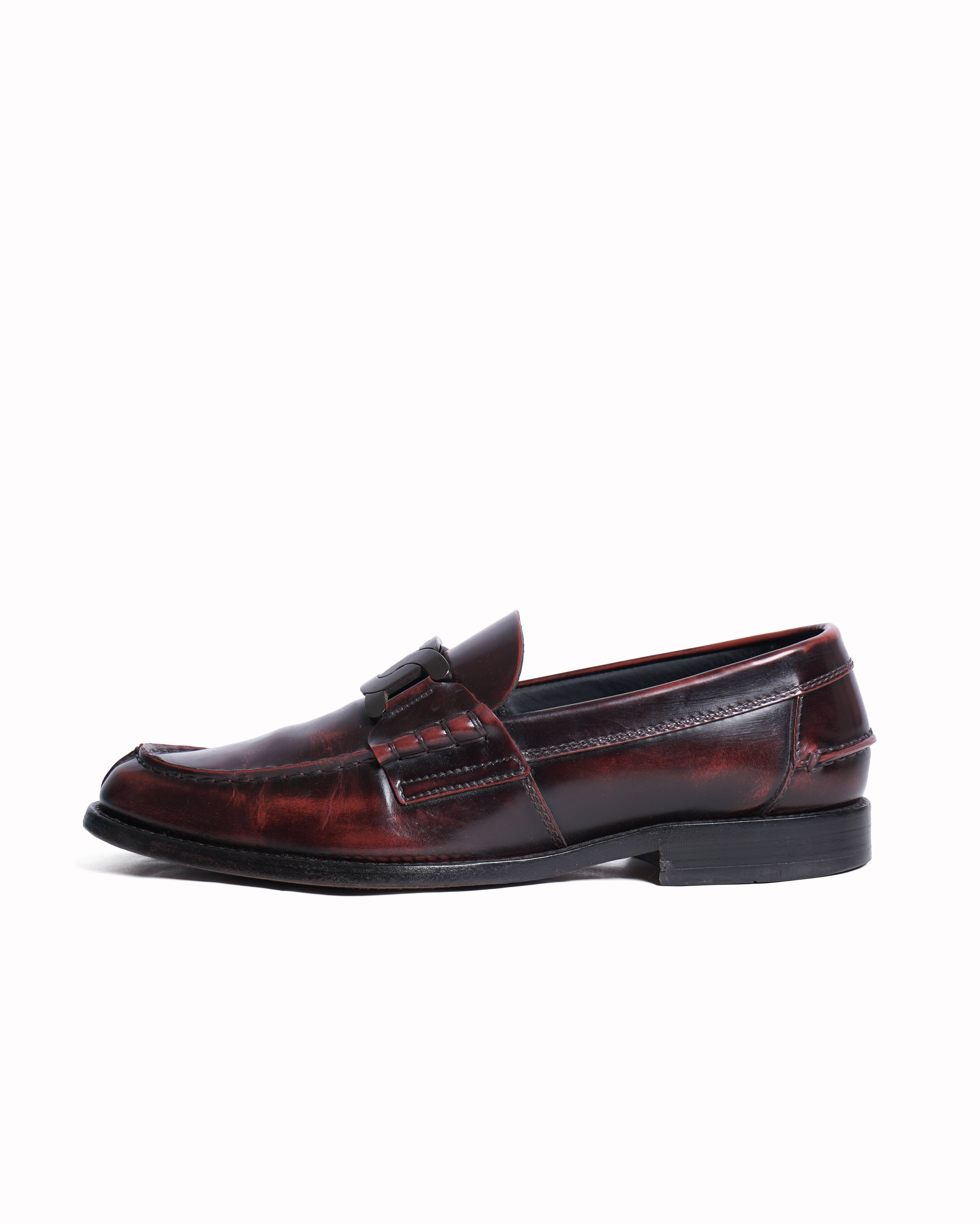 Tod's round toe loafers