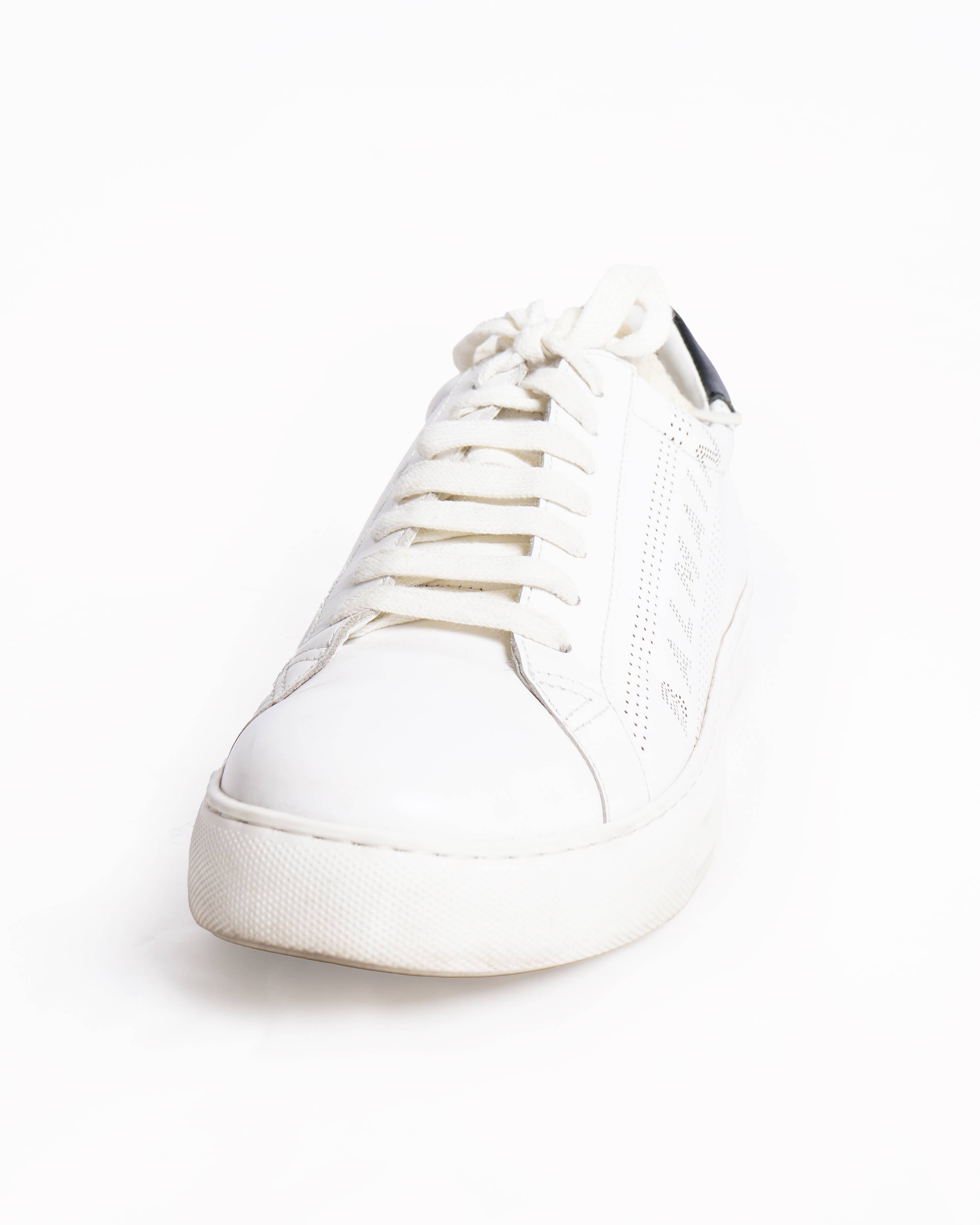 Balmain Men's Lace-up Shoes In White