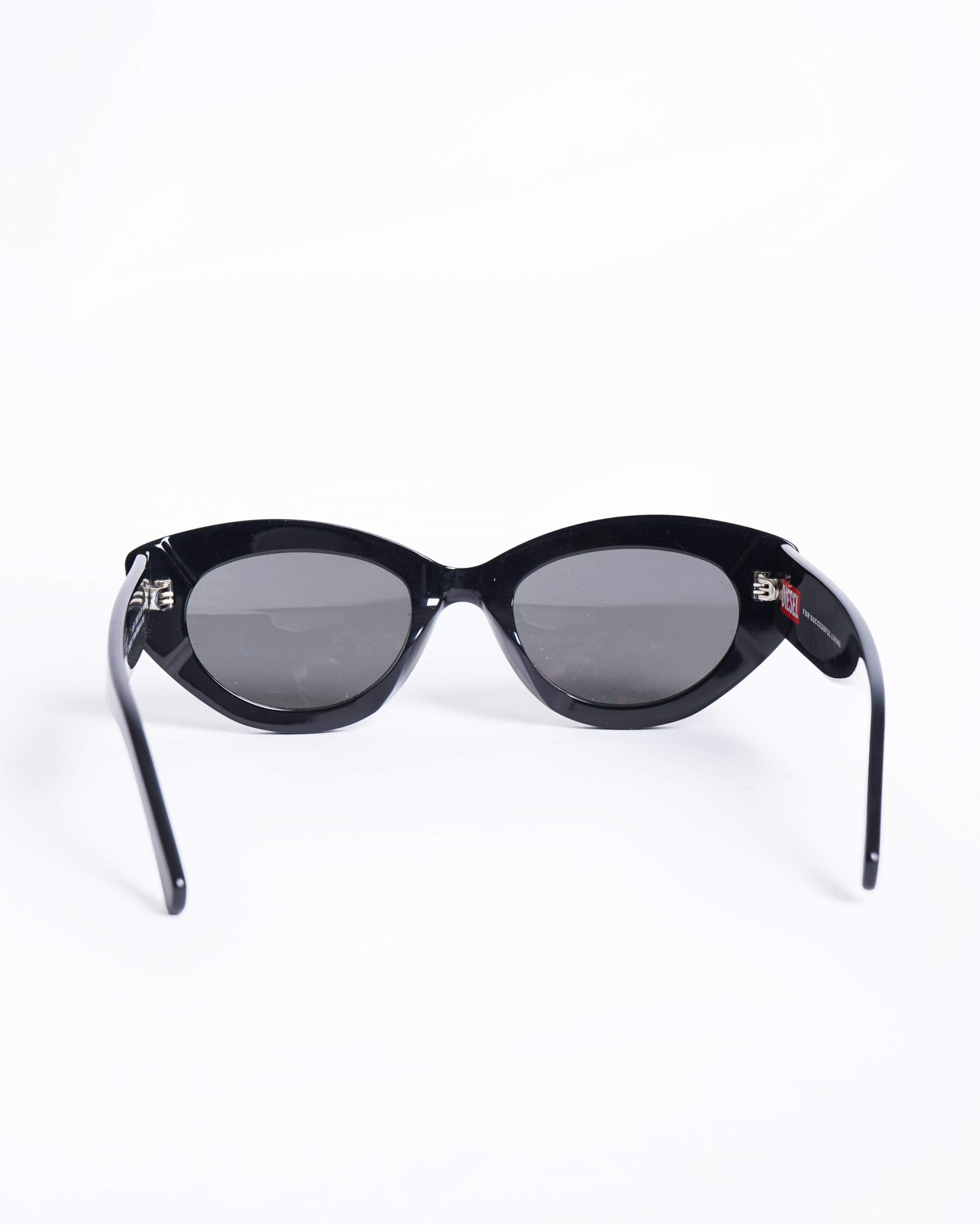 Diesel cat eye black sunglasses