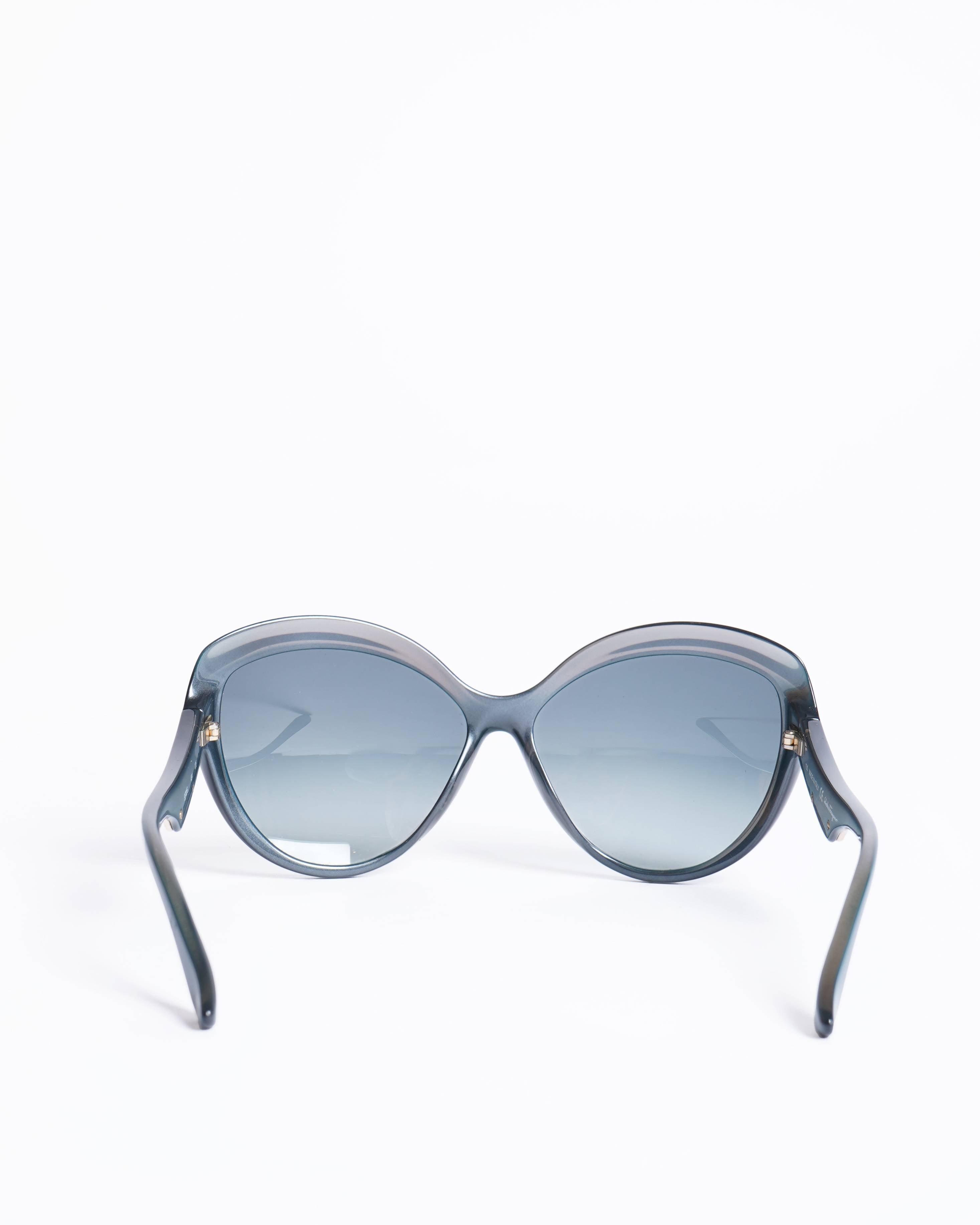 Salvatore Ferragamo Sunglasses In Teal