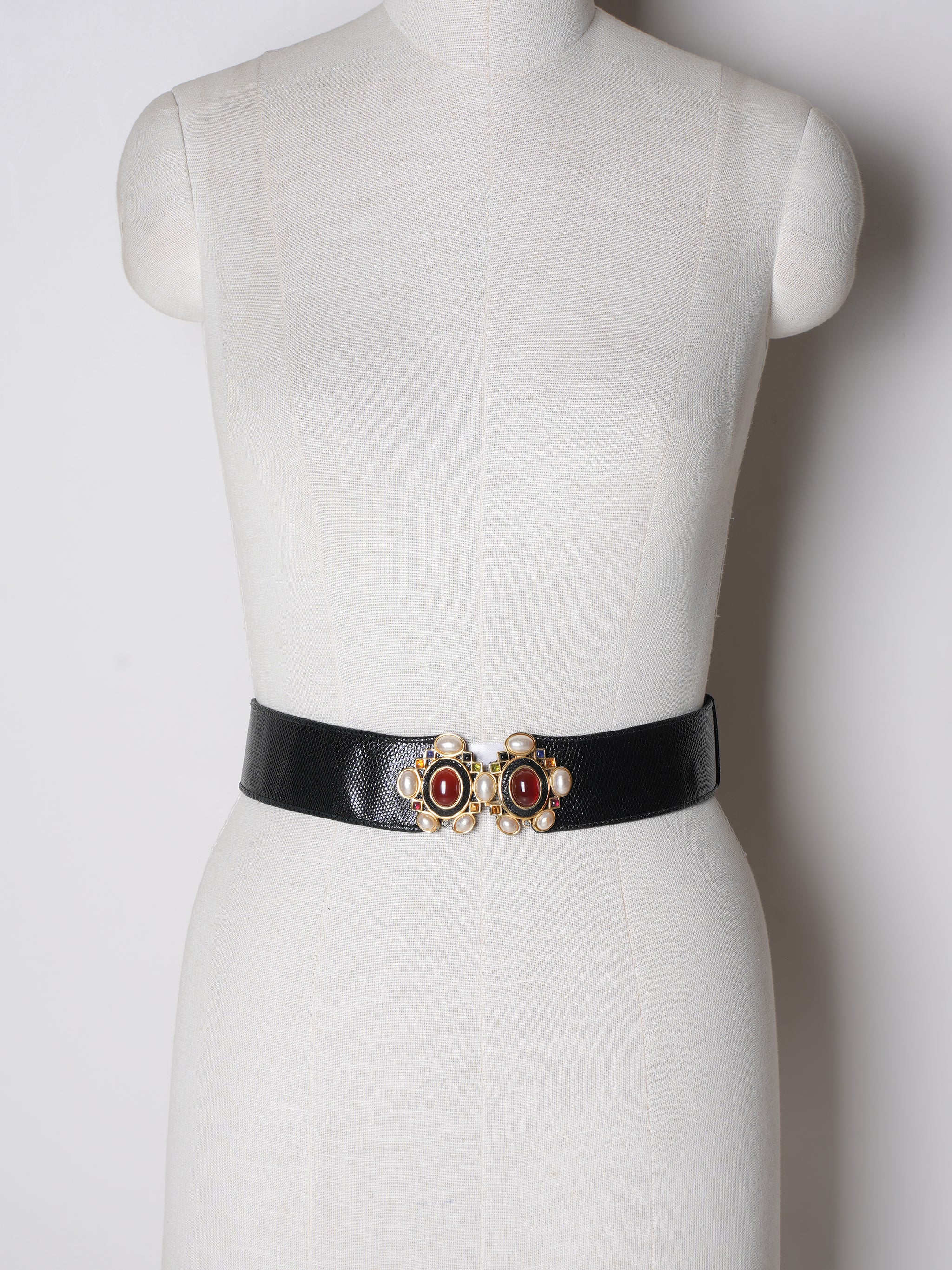 Judith Leiber belt