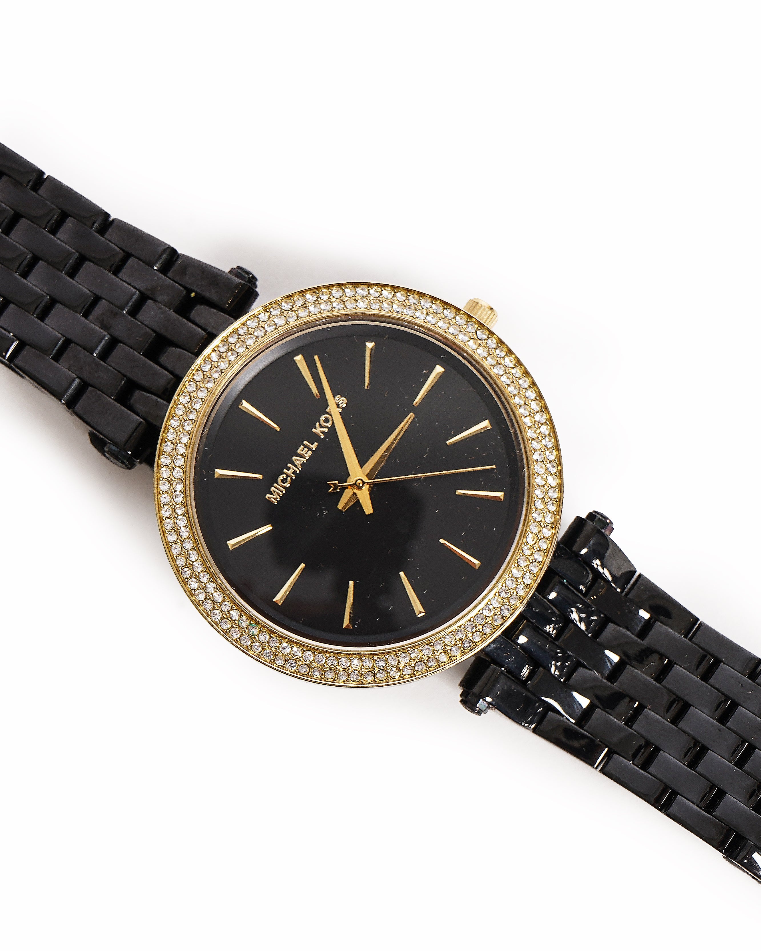 Michael Kors Women's Round Frame Women's Watch With Crystal Detailing