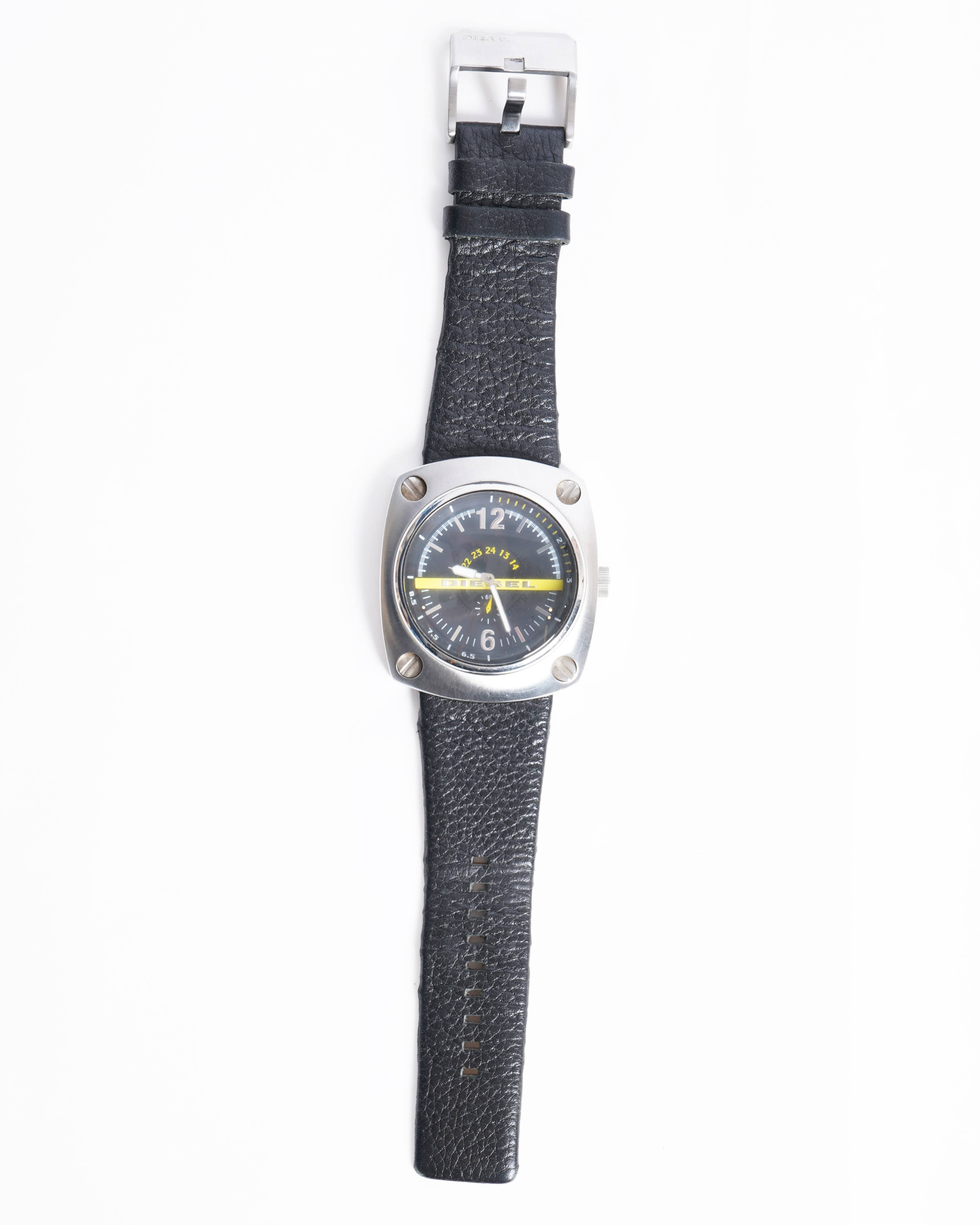 Diesel analog men's leather strap watch