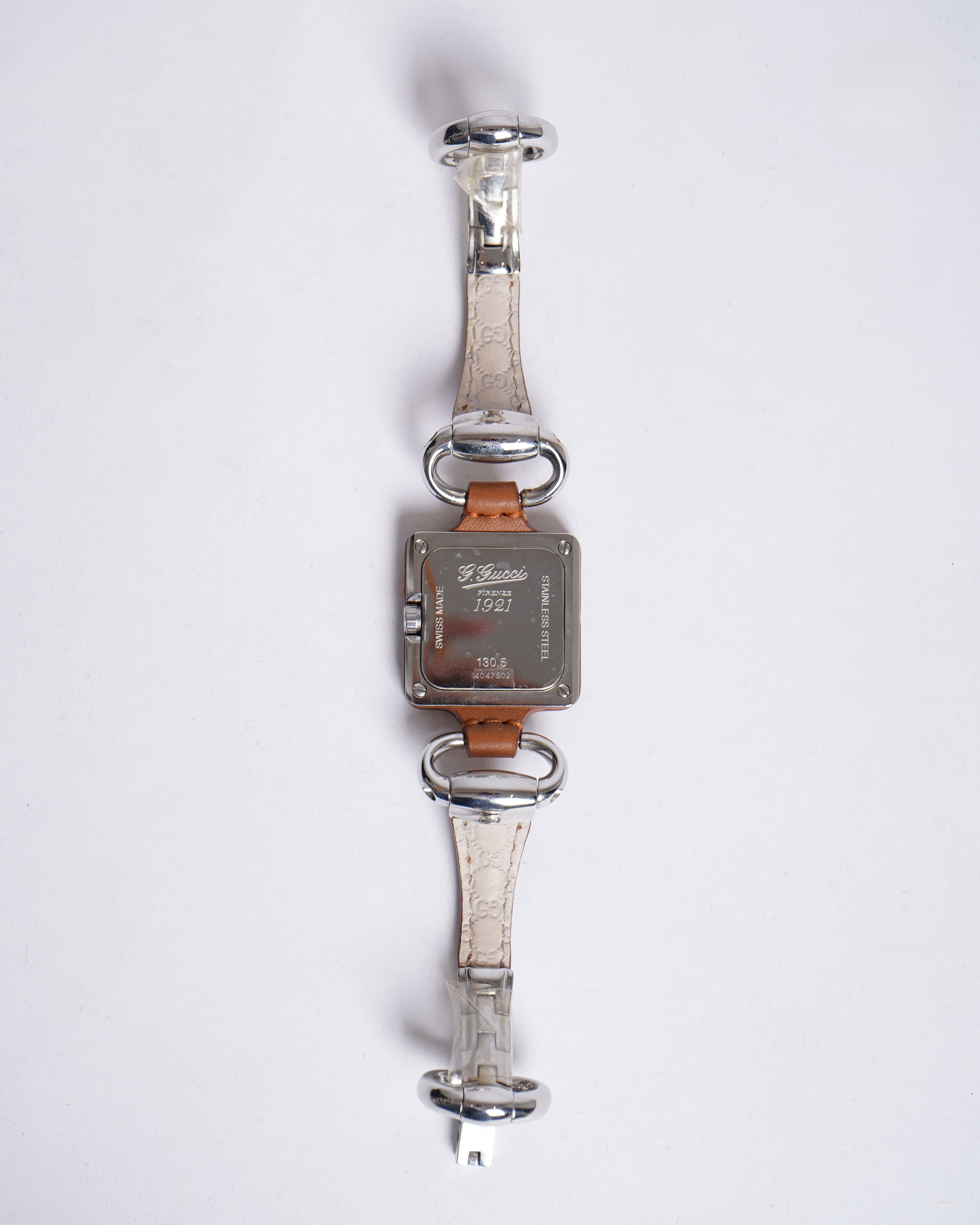 Gucci 1921 Collection 130.5 Quartz Women's Watch White Dial Analog From Japan