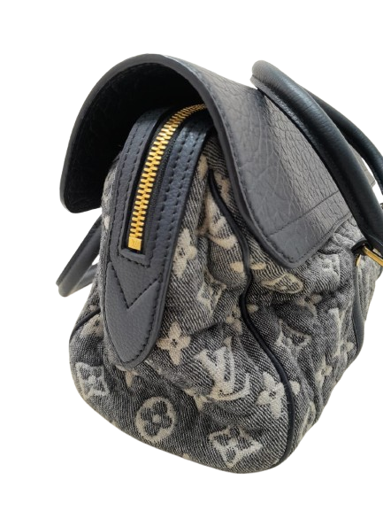Louis Vuitton Gris Monogram Volupté Psyche HandBag