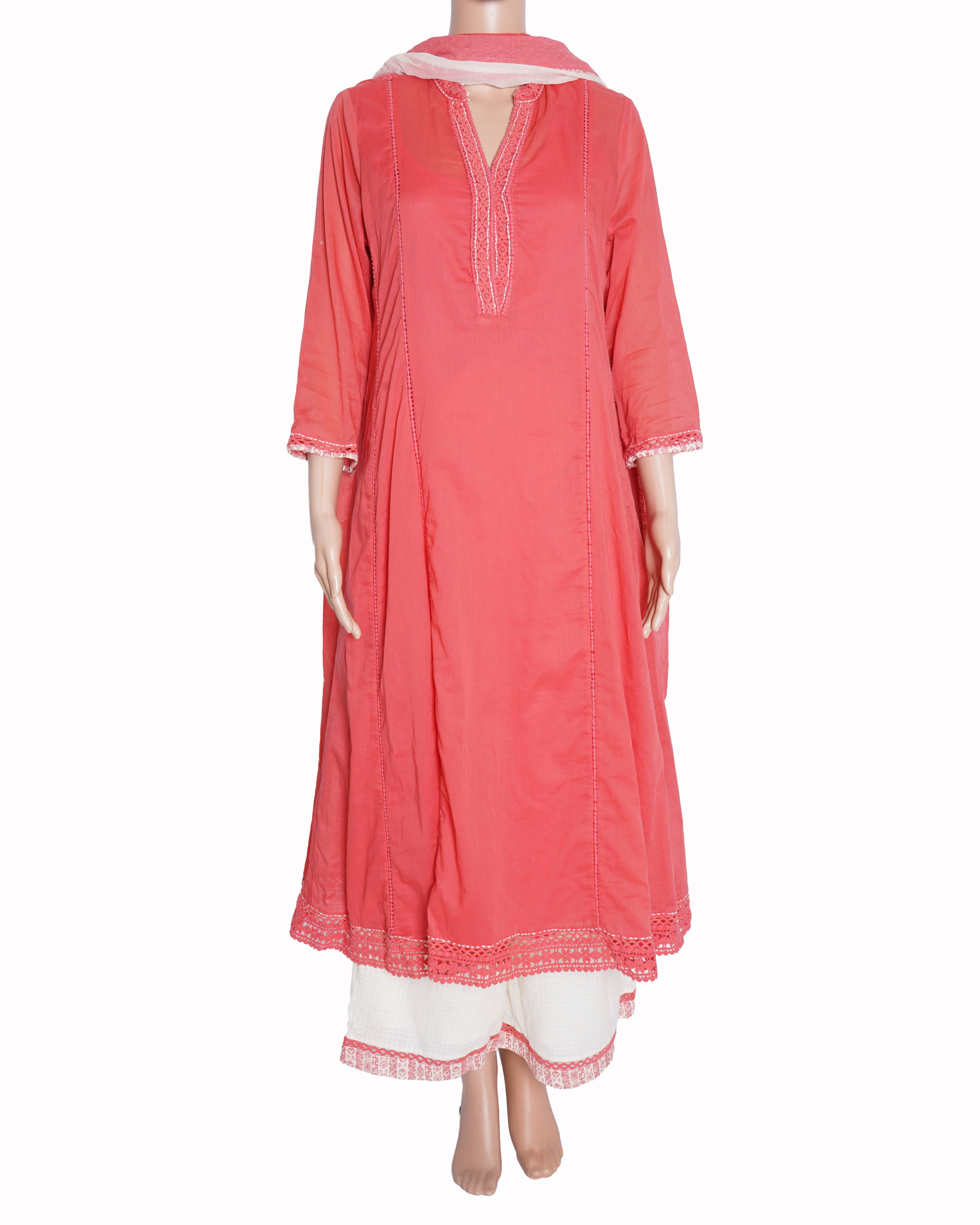 Ritu Kumar Suit set of 4 in red