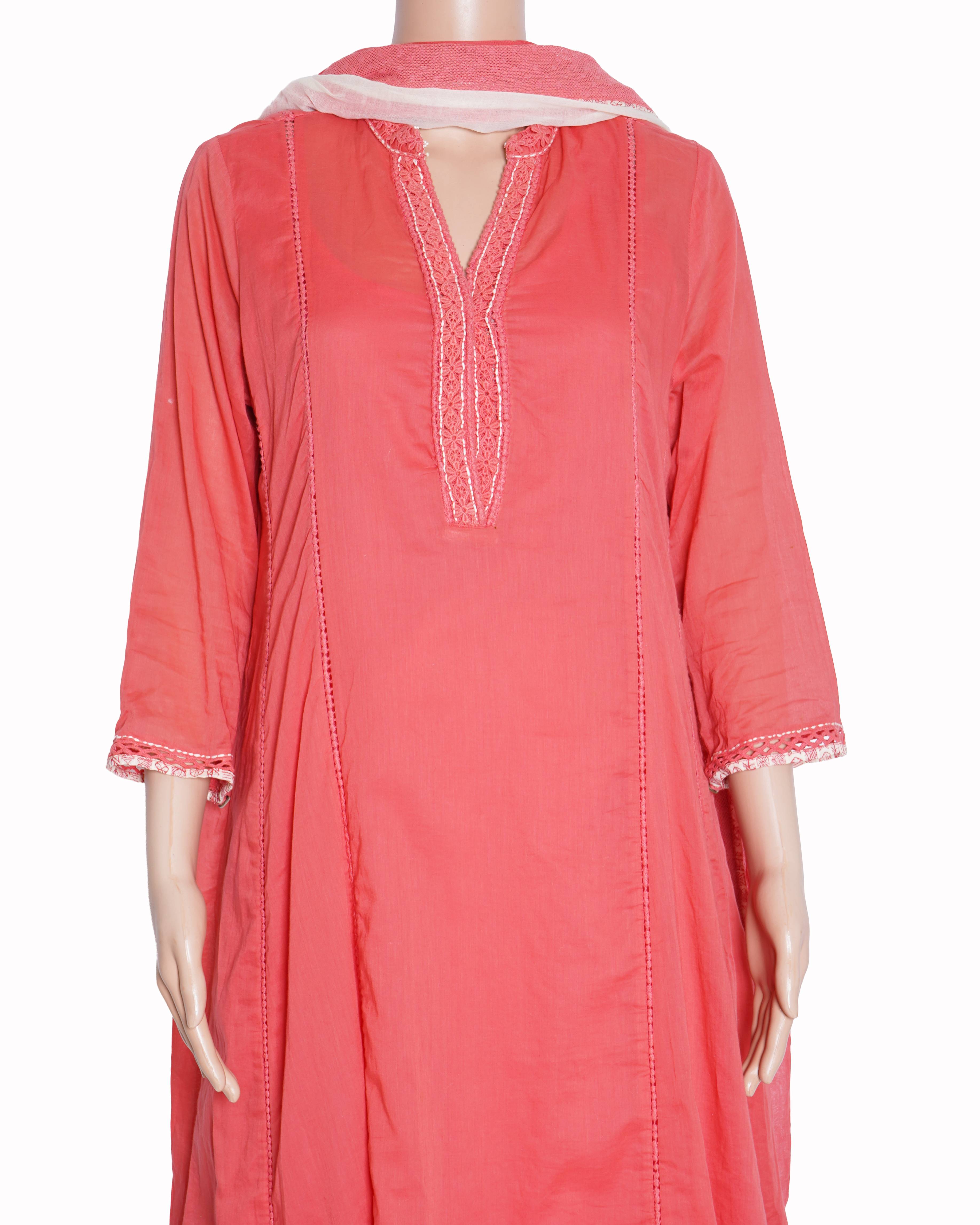 Ritu Kumar Suit set of 4 in red