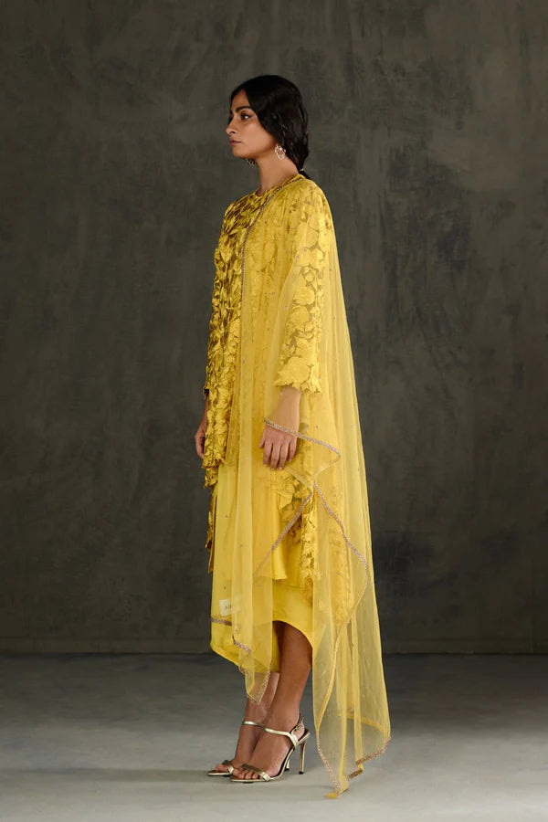 Aikeyah Yellow Tunic Set