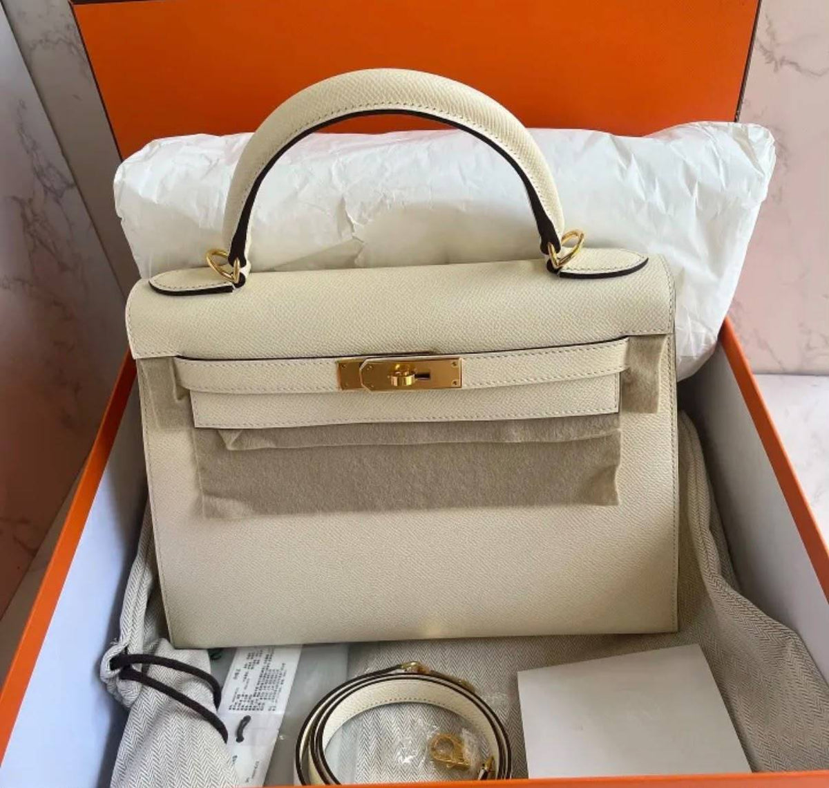 Hermes Kelly 28 Ep leather B stamp