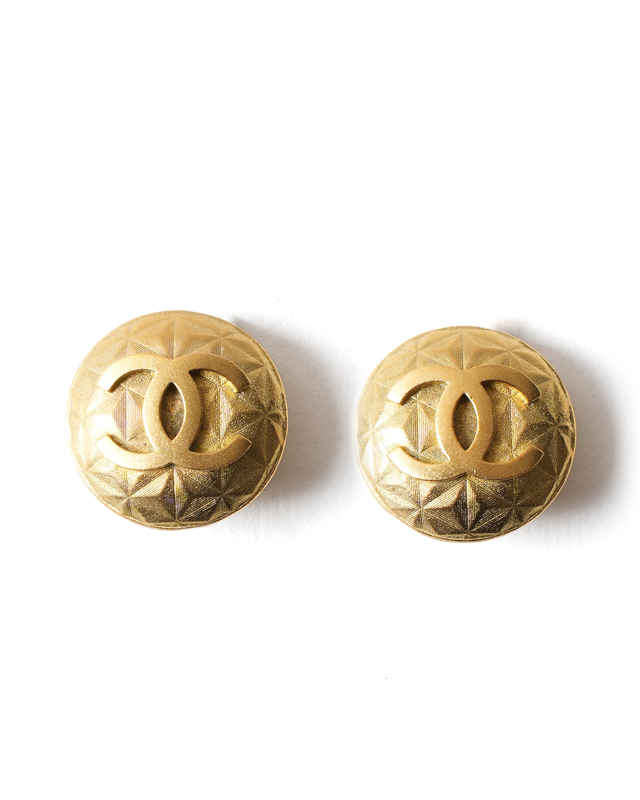 Chanel Vintage Gold Plated Earring 1995 Made In France