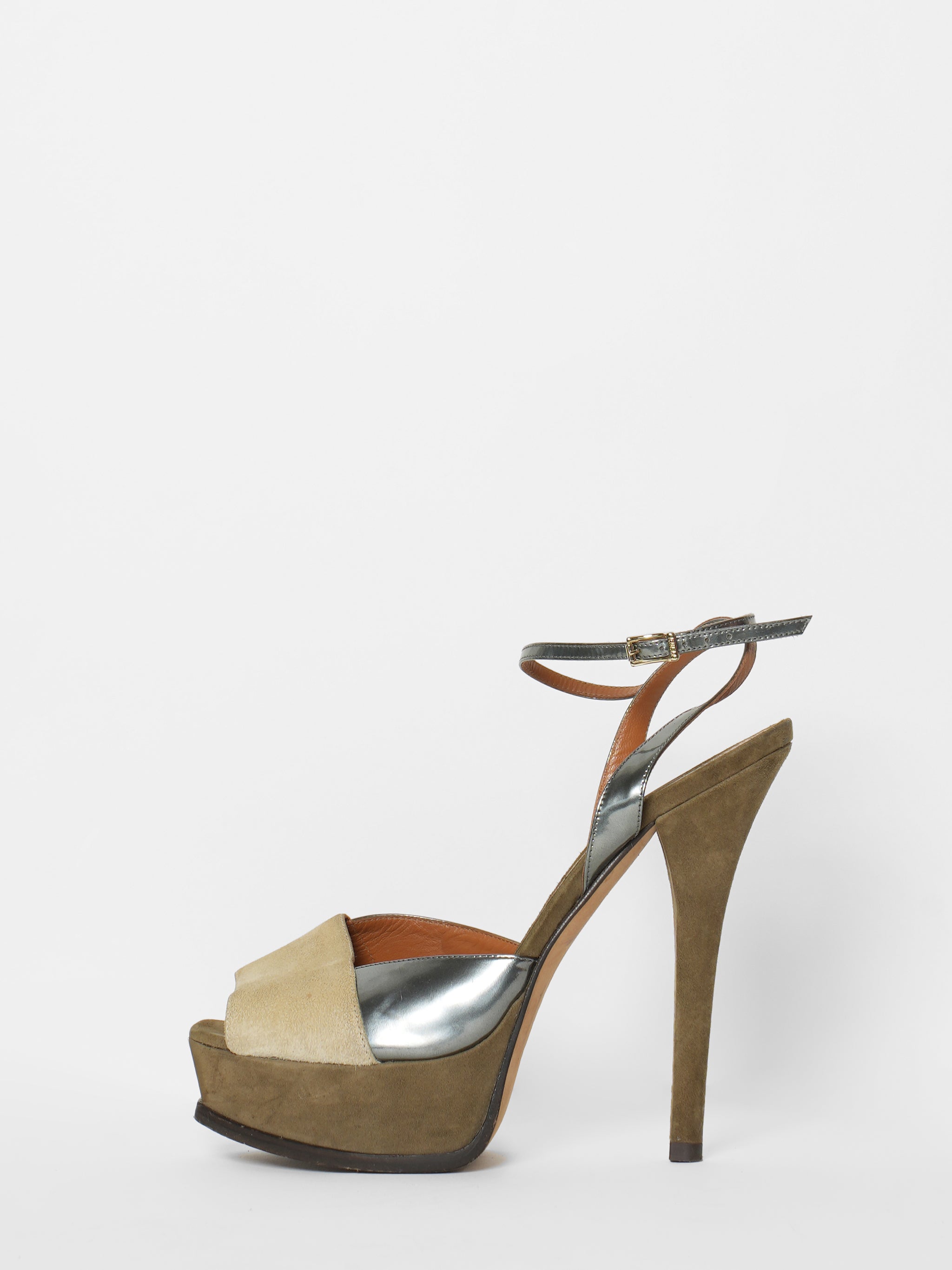 Fendi interlocking FF heels