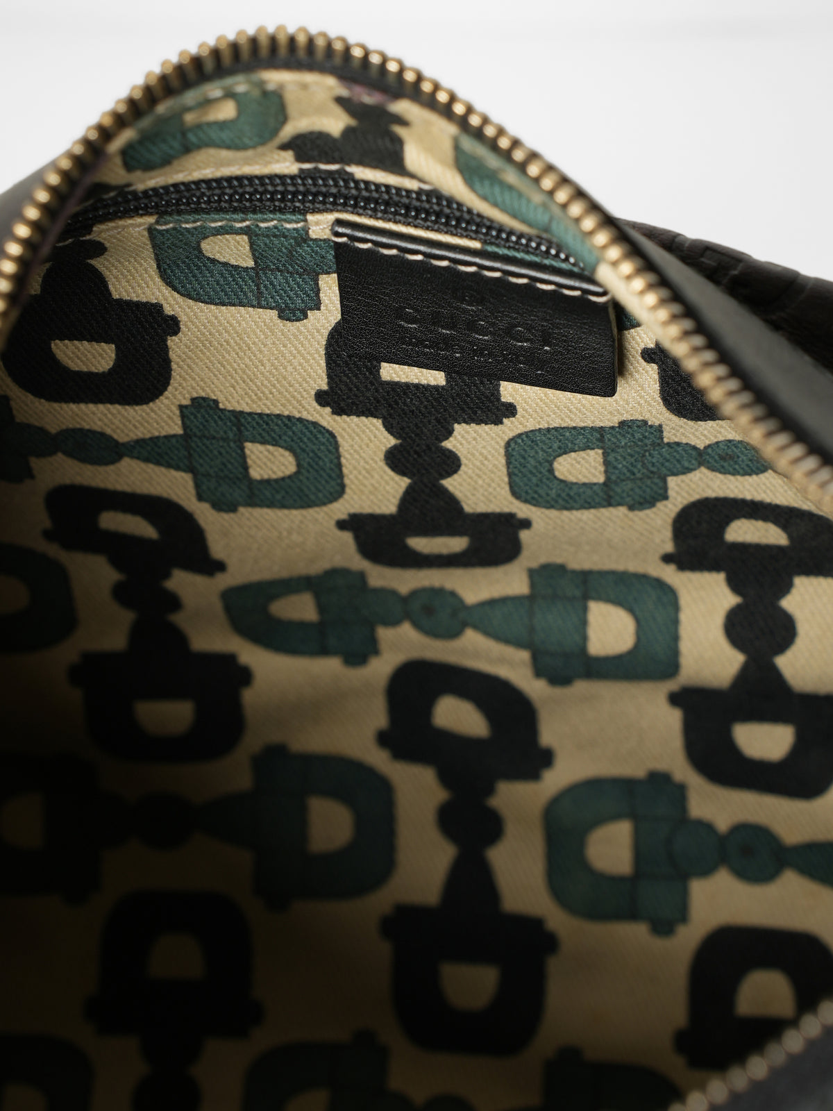 Gucci GG Leather Abbey D-Ring Small Hobo Bag