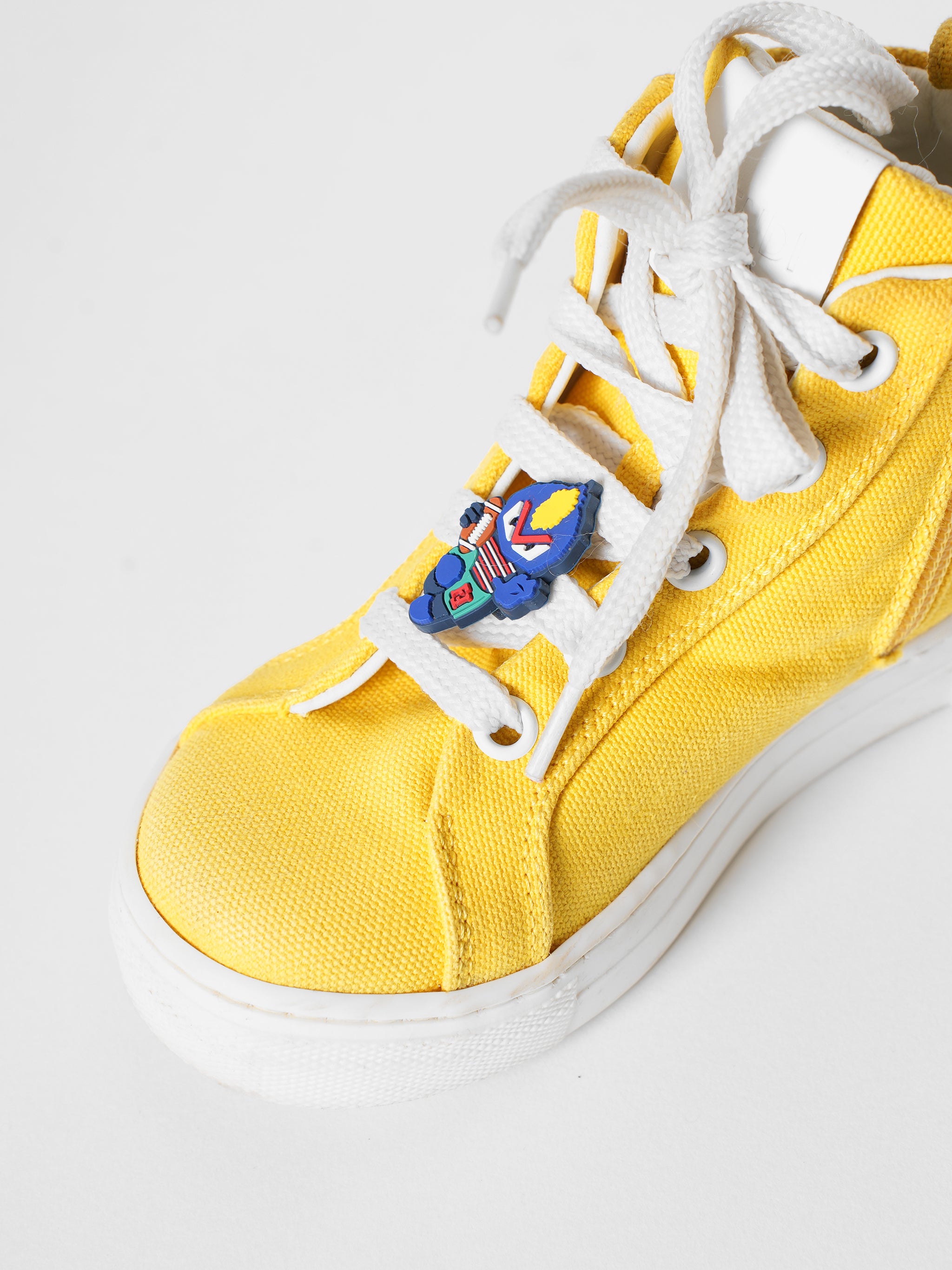 Fendi yellow sneakers hotsell