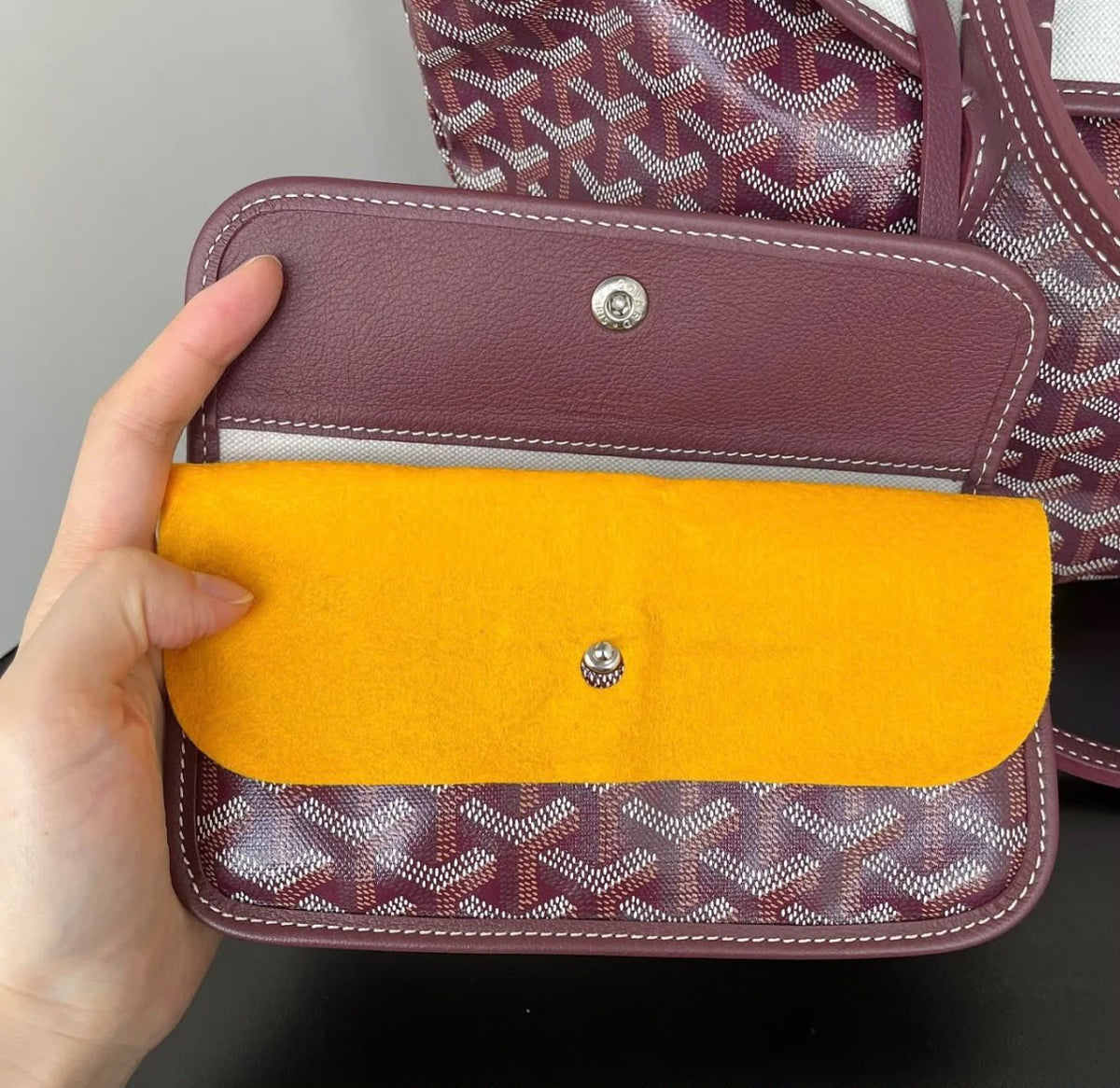 GOYARD Saint Louis Y
