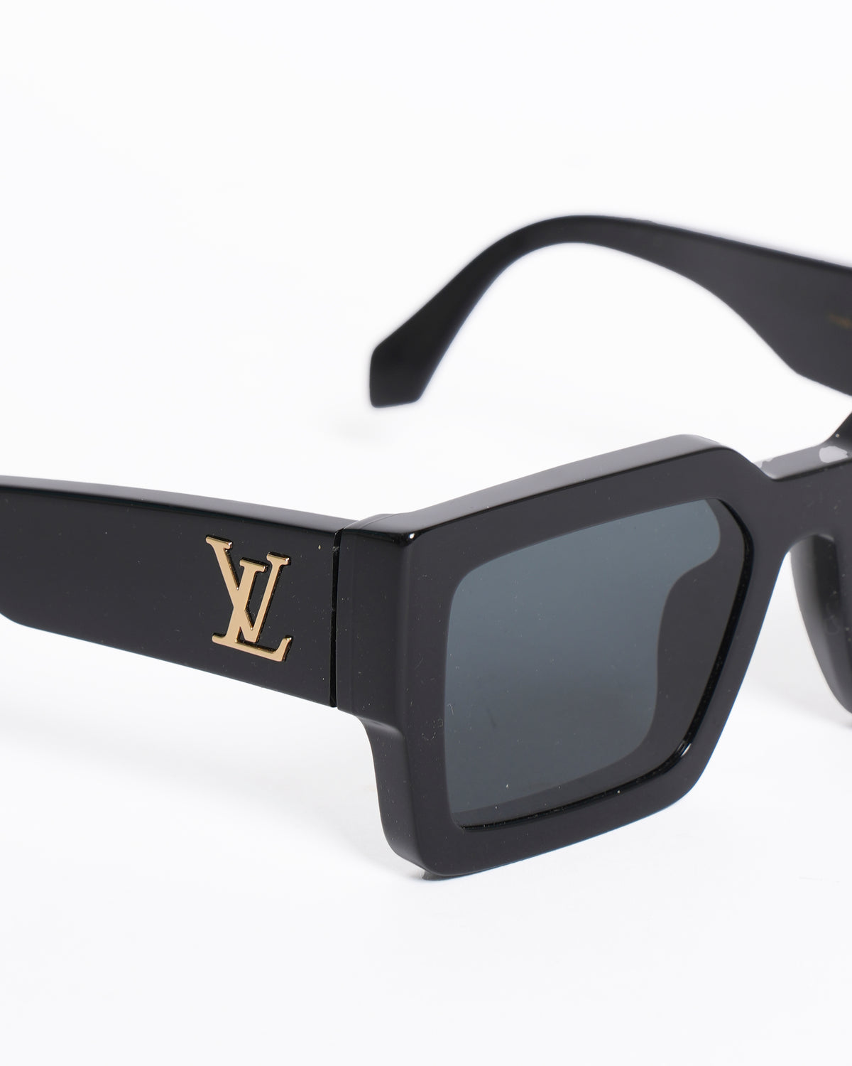 Louis Vuitton Unisex Clash Sunglasses in Black