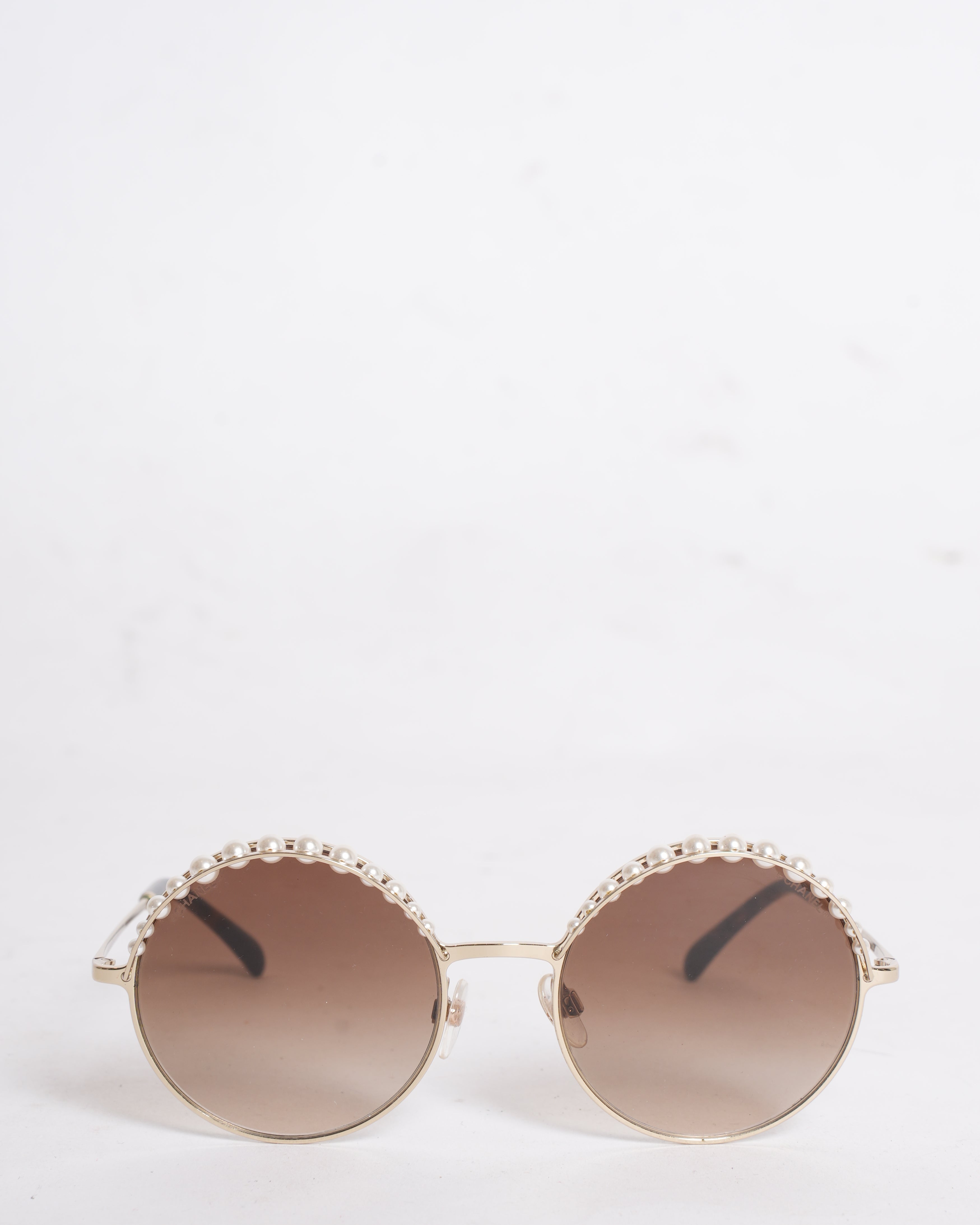 NINE CHANEL PEARL SUNGLASSES