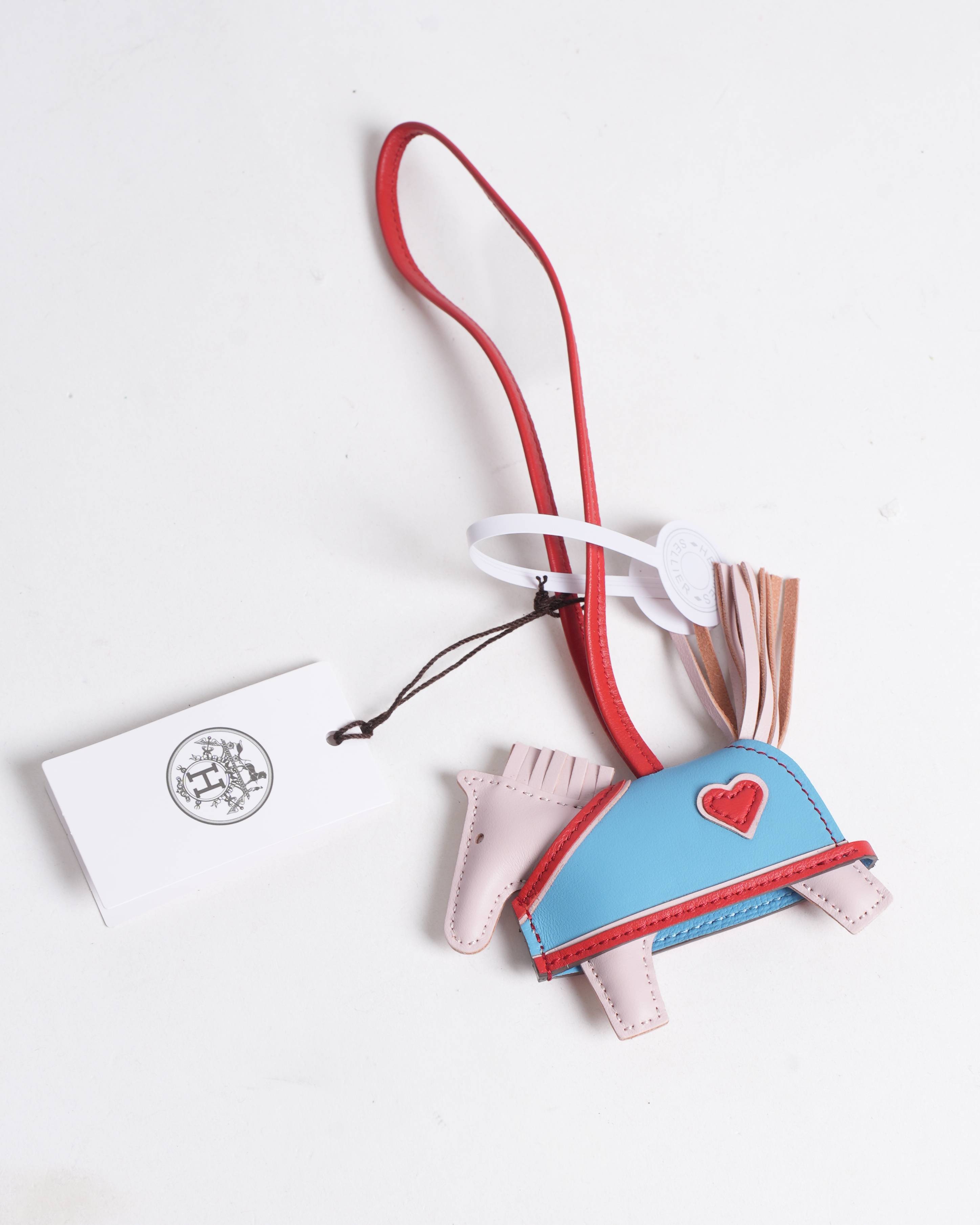 New Hermès rodeo robeo coeur pm charm