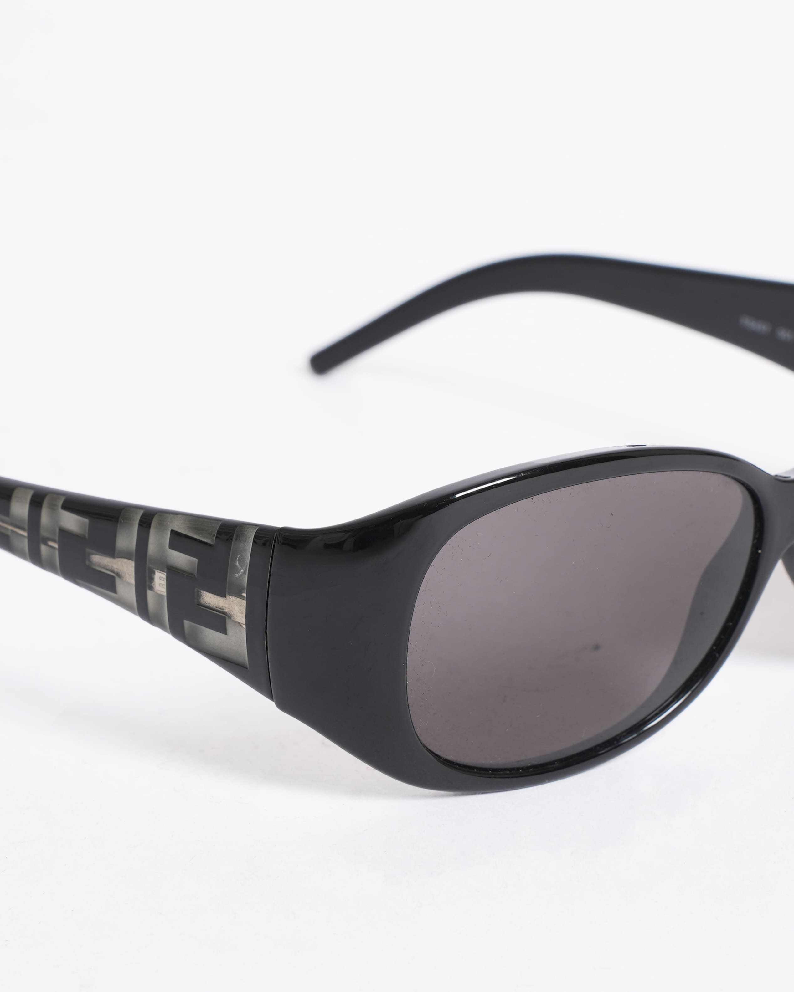 Fendi Sunglasses in Black