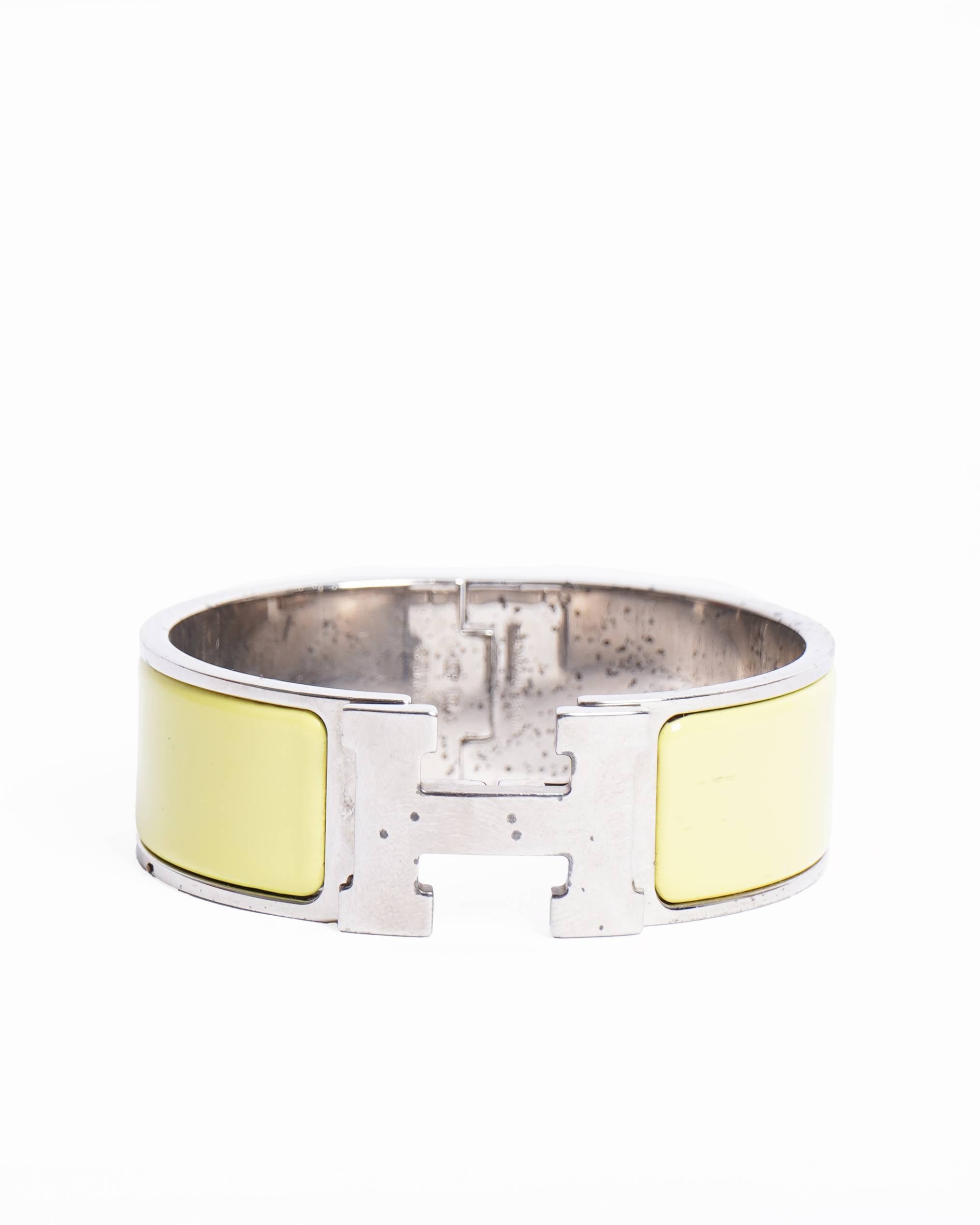Hermes Wide PM Chartreuse Green Enamel Palladium Plated Clic Clac Bracelet
