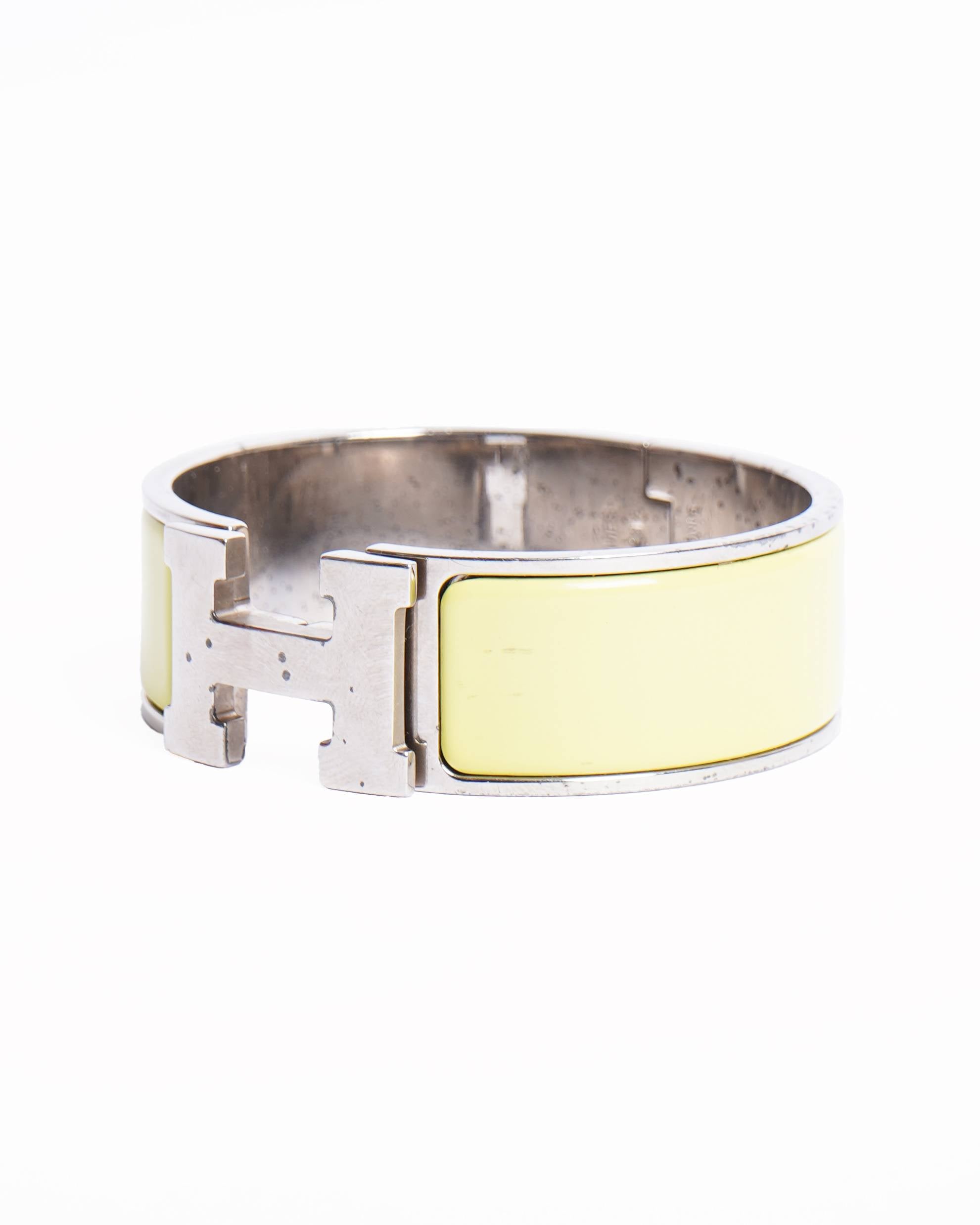 Hermes Wide PM Chartreuse Green Enamel Palladium Plated Clic Clac Bracelet