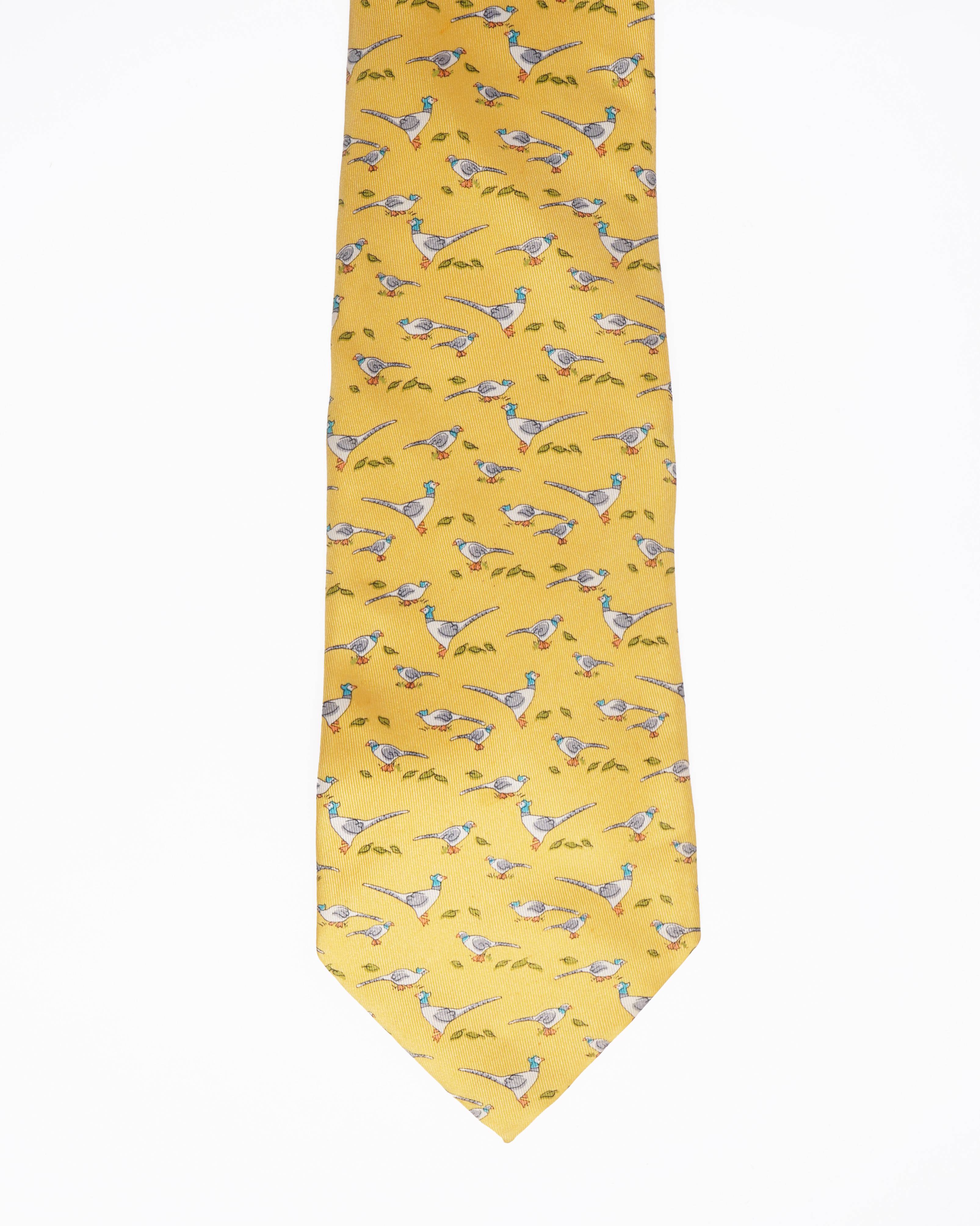 Salvatore ferragamo yellow birds printed tie