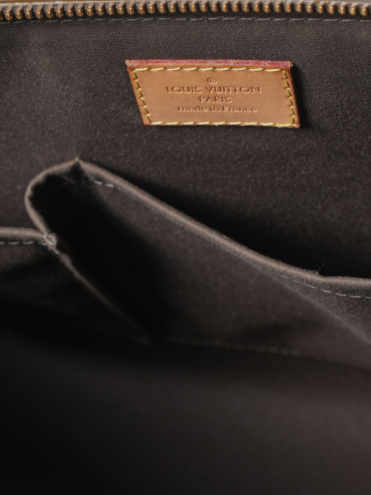 Louis Vuitton Vernis Bellevue PM Handbag