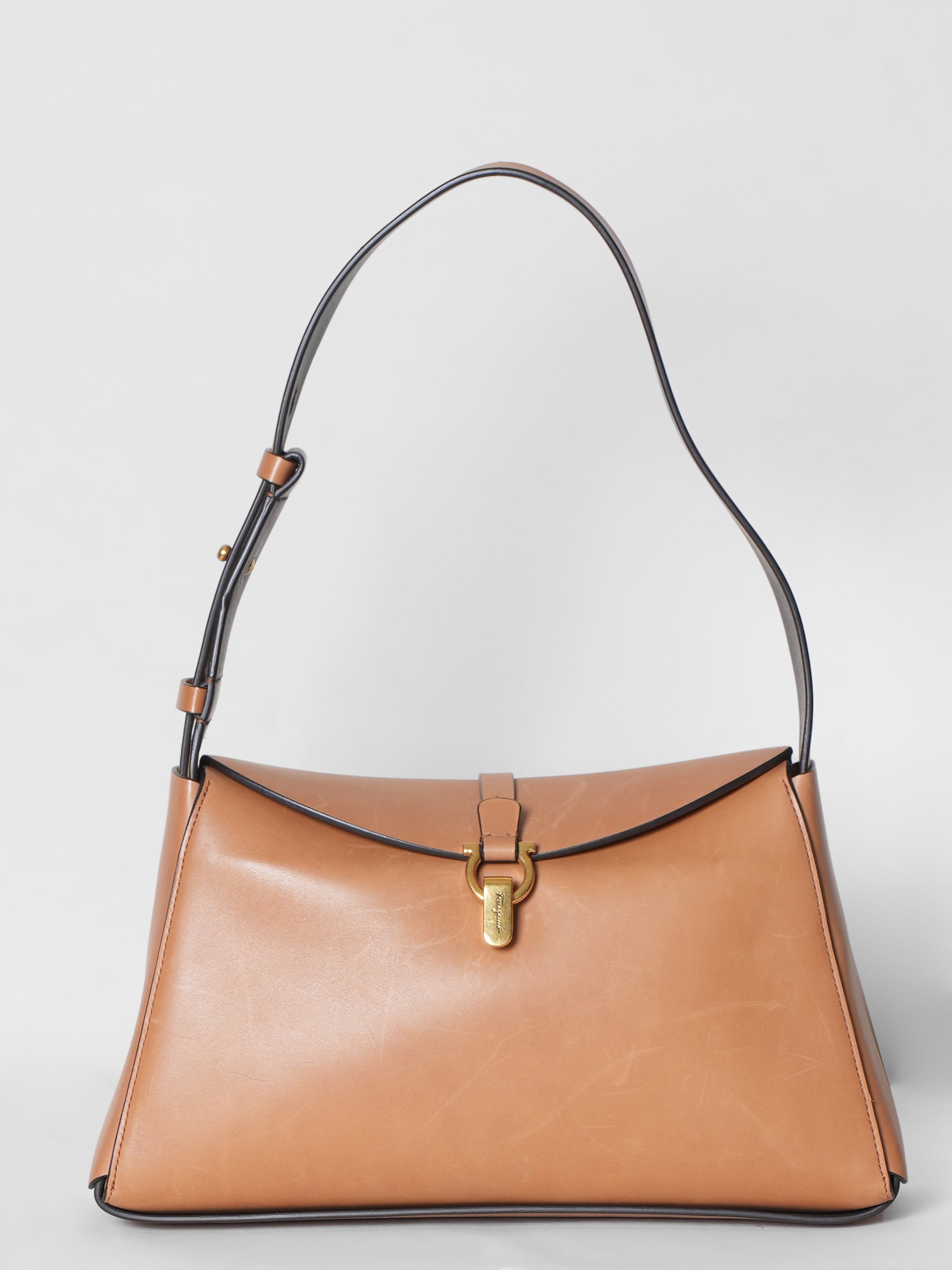 Salvatore Ferragamo Tan Smooth Leather Shoulder Bag