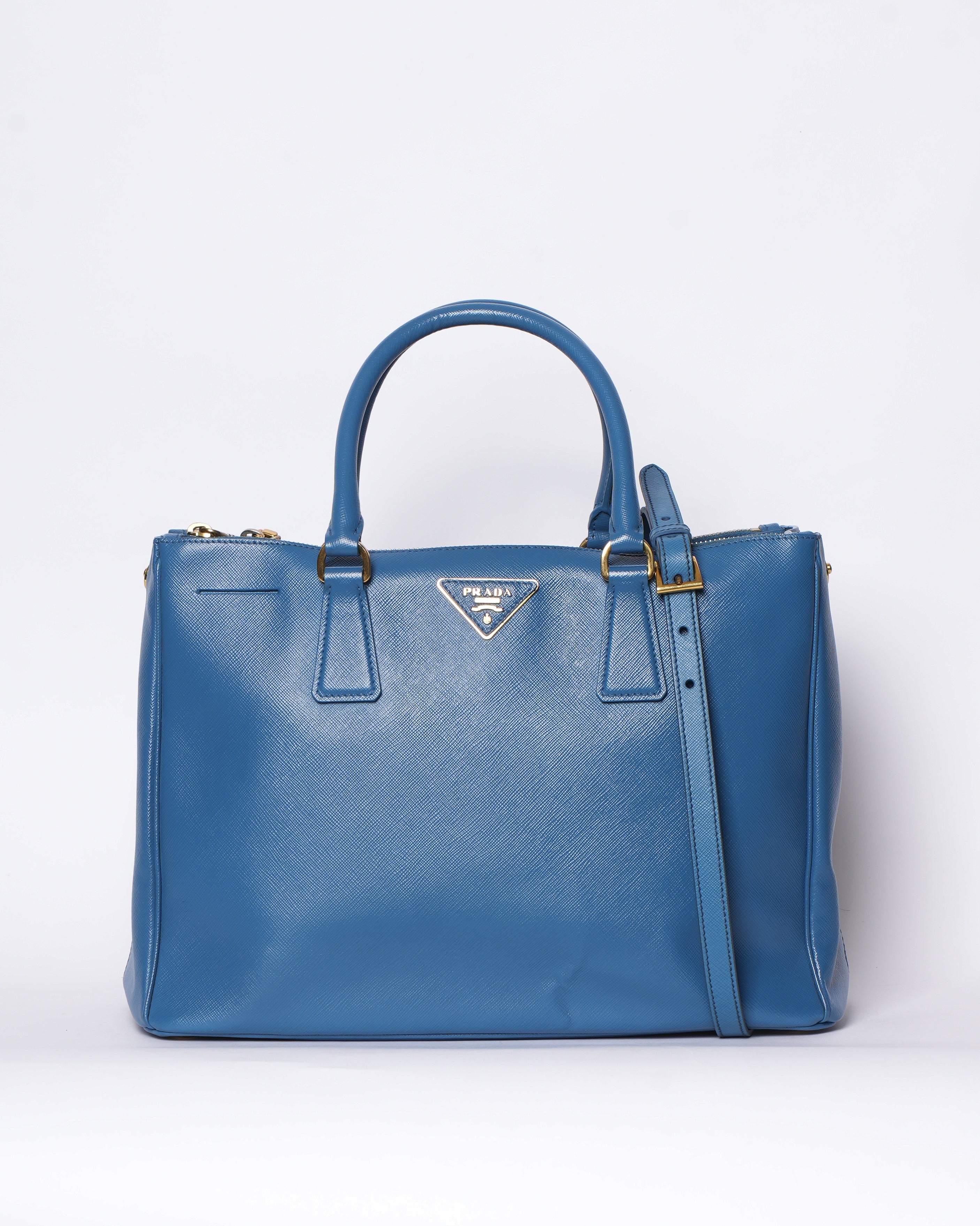 Prada Galleria Shoulder Bag In Blue