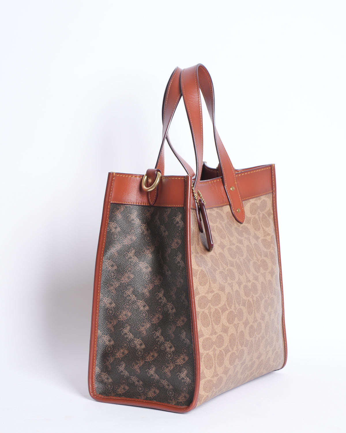 Coach Field Tote in Signature canvas with Horse and Carriage Print