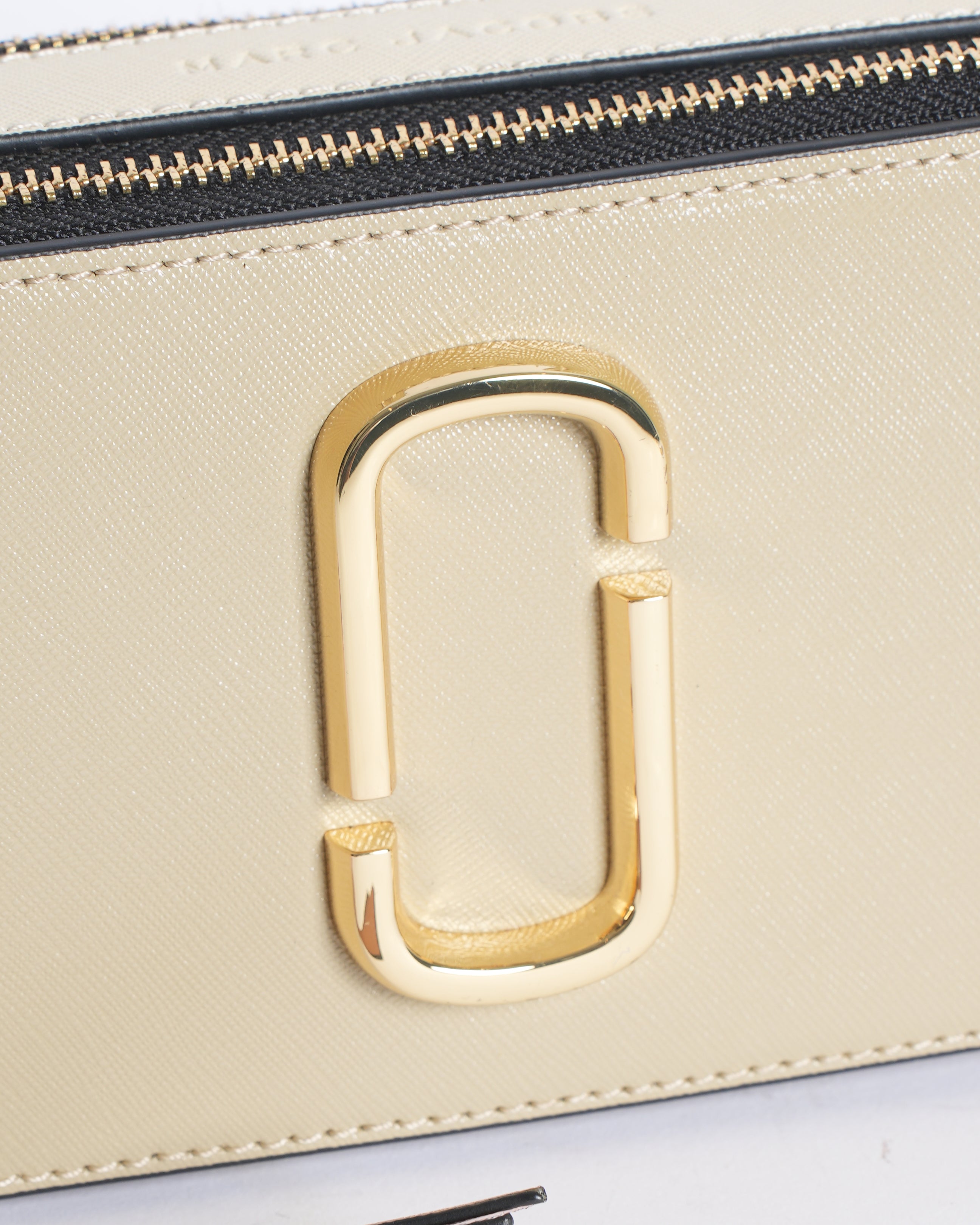 Marc Jacobs snapshot white crossbody bag