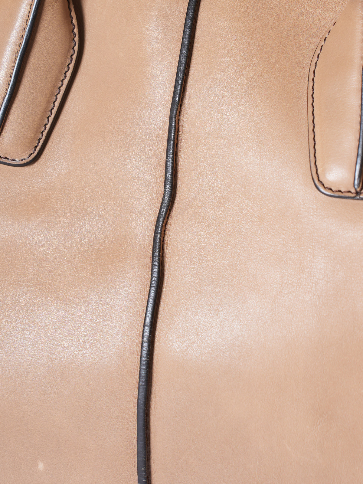 Tod's Beige Shoulder Bag