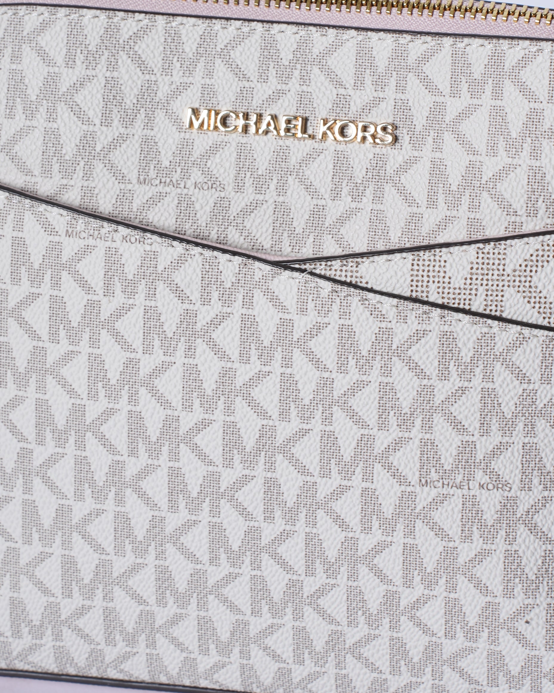 New Micheal Kors Dome Sling Crossbody.