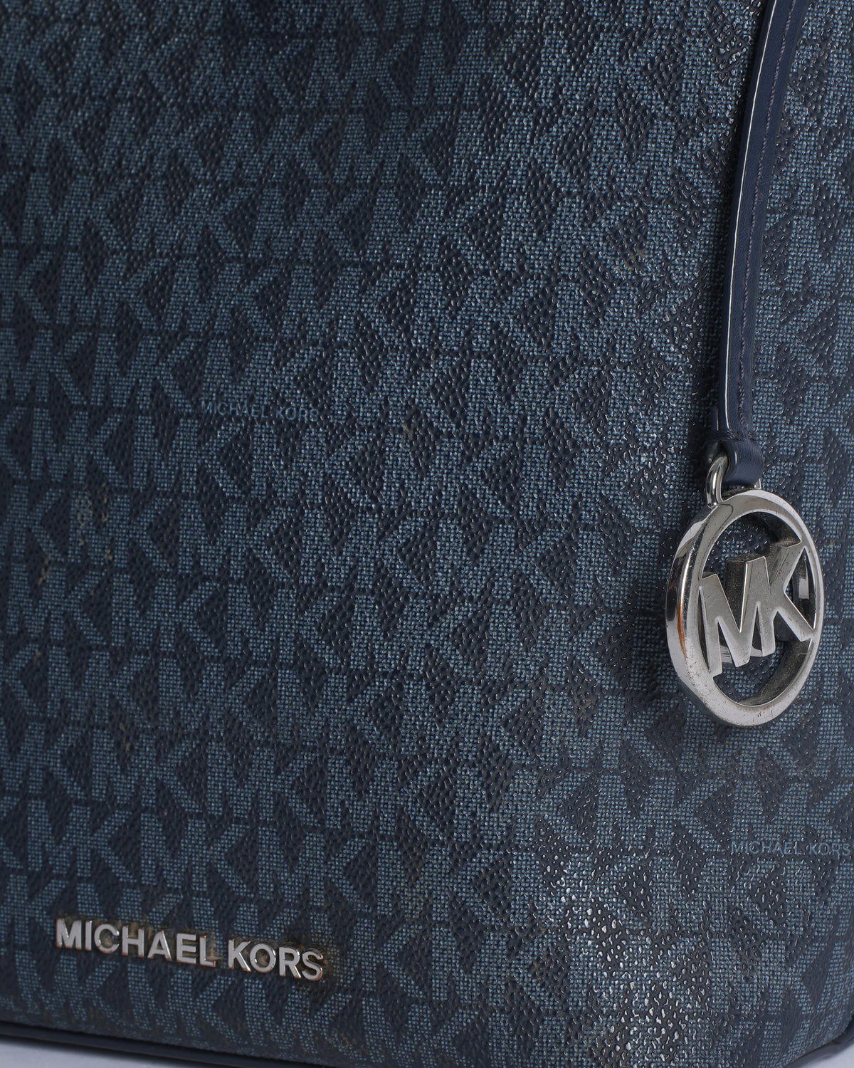MK Kumberley Bucket Messenger Signature Leather Bag In Black