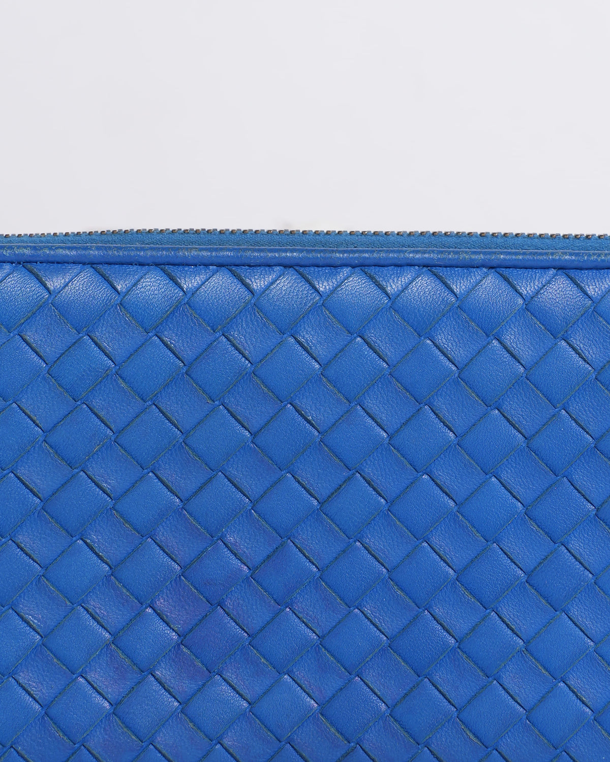 Bottega Veneta Intrecciato Zipper Wallet in Blue