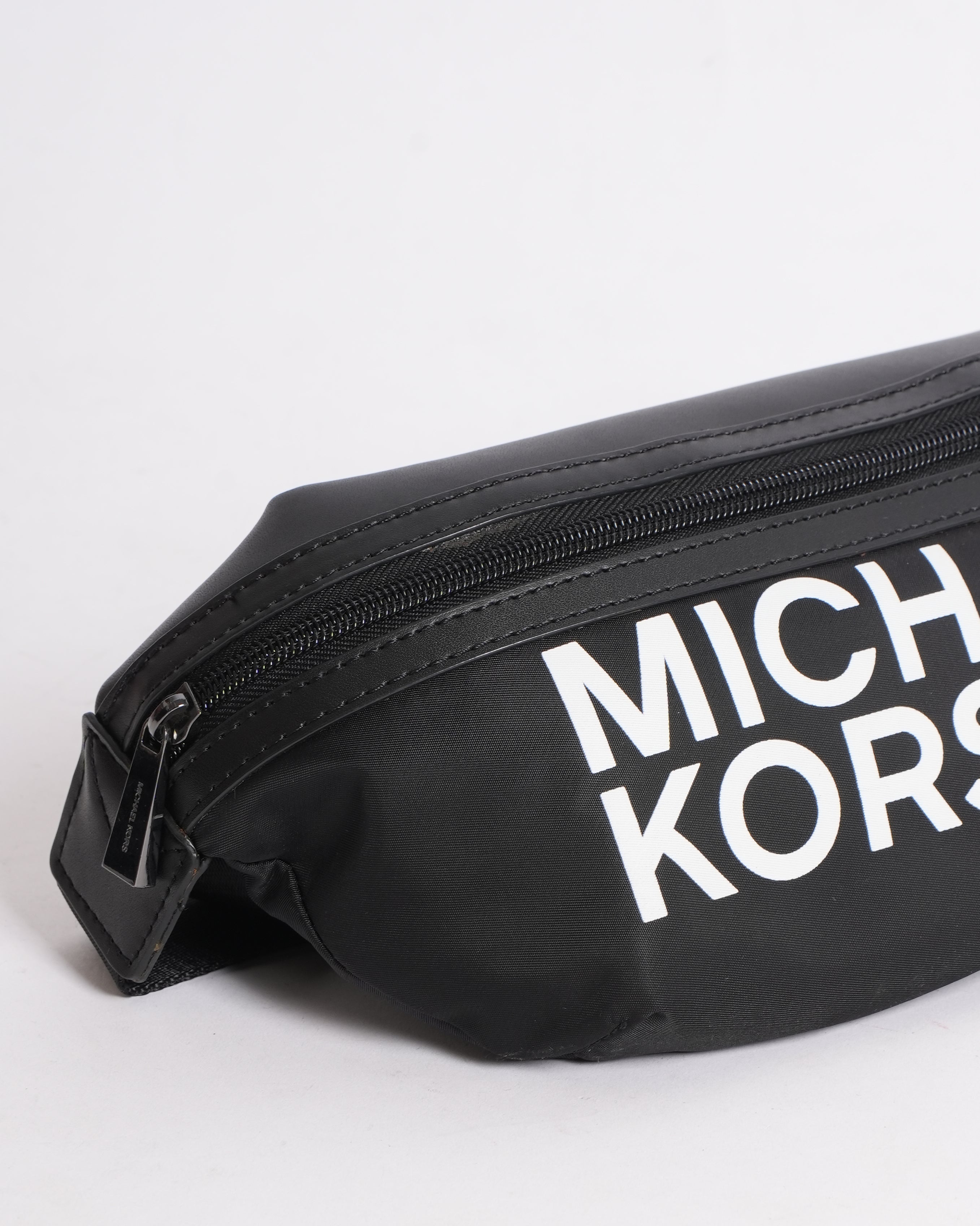 Michael Kors Unisex Belt Bag In Black