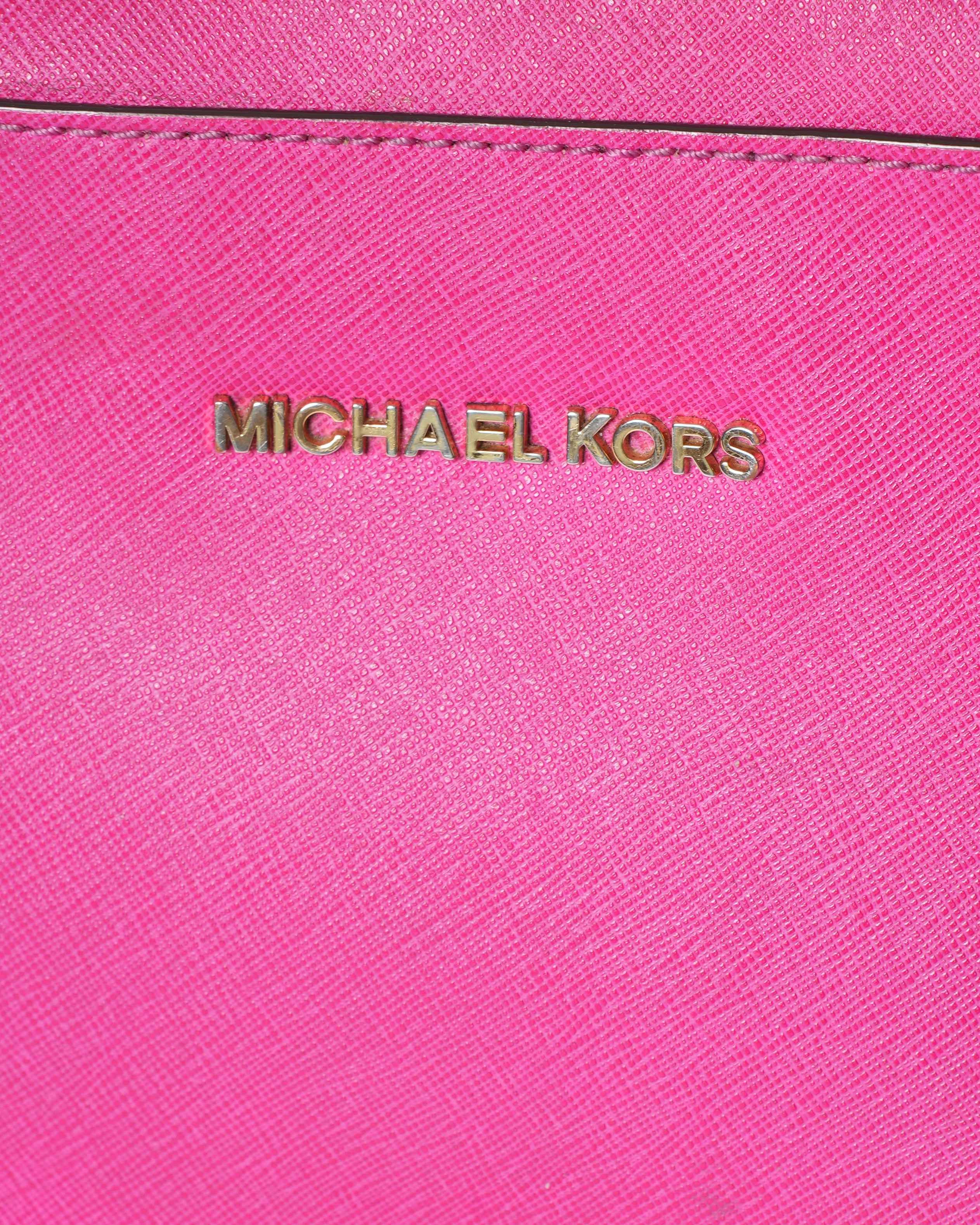 Micheal Kors Pink Crossbody Bag