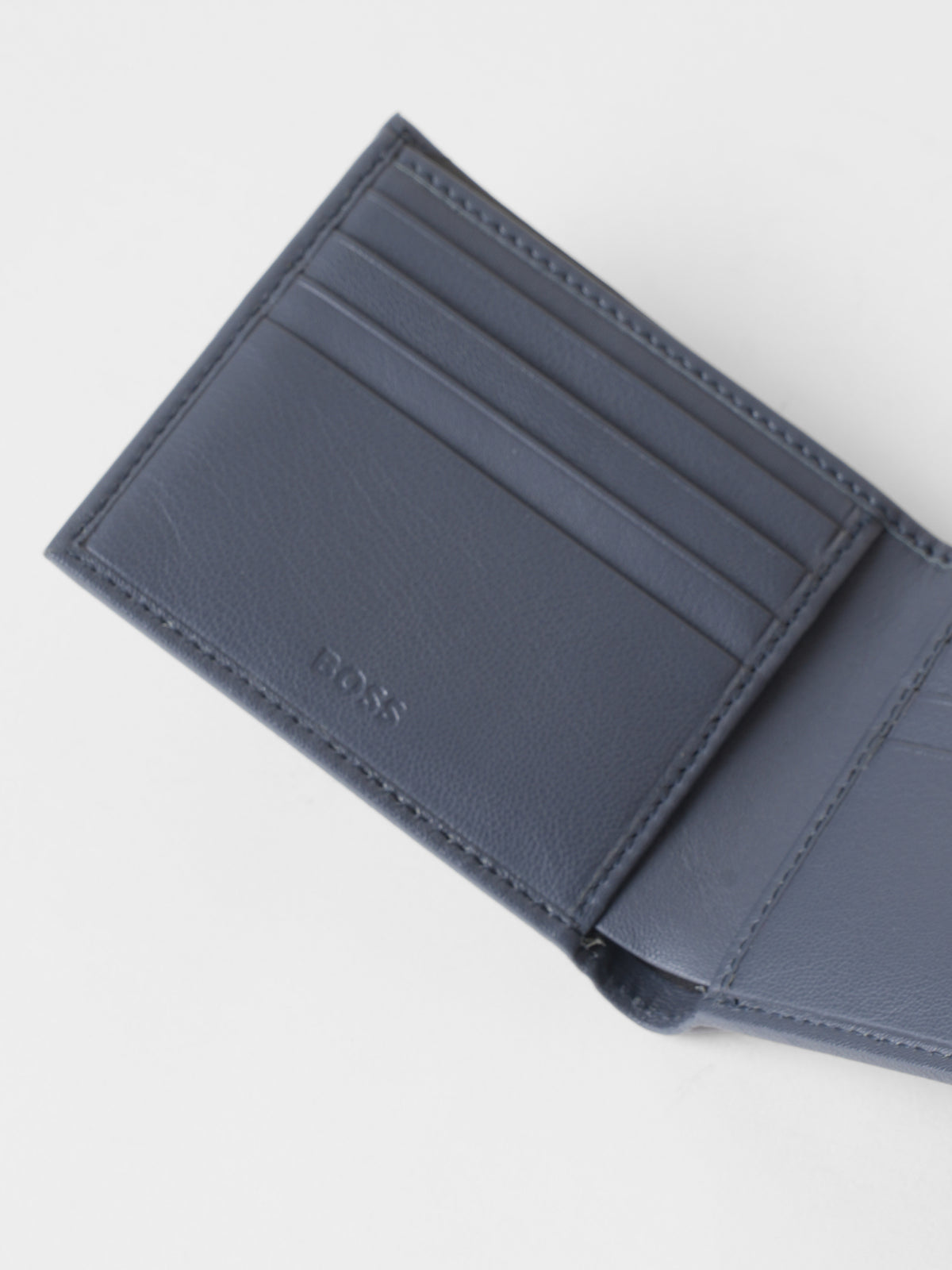 New Hugo Boss Embosed Logo Wallet In Grained Leather With Coin Pocket